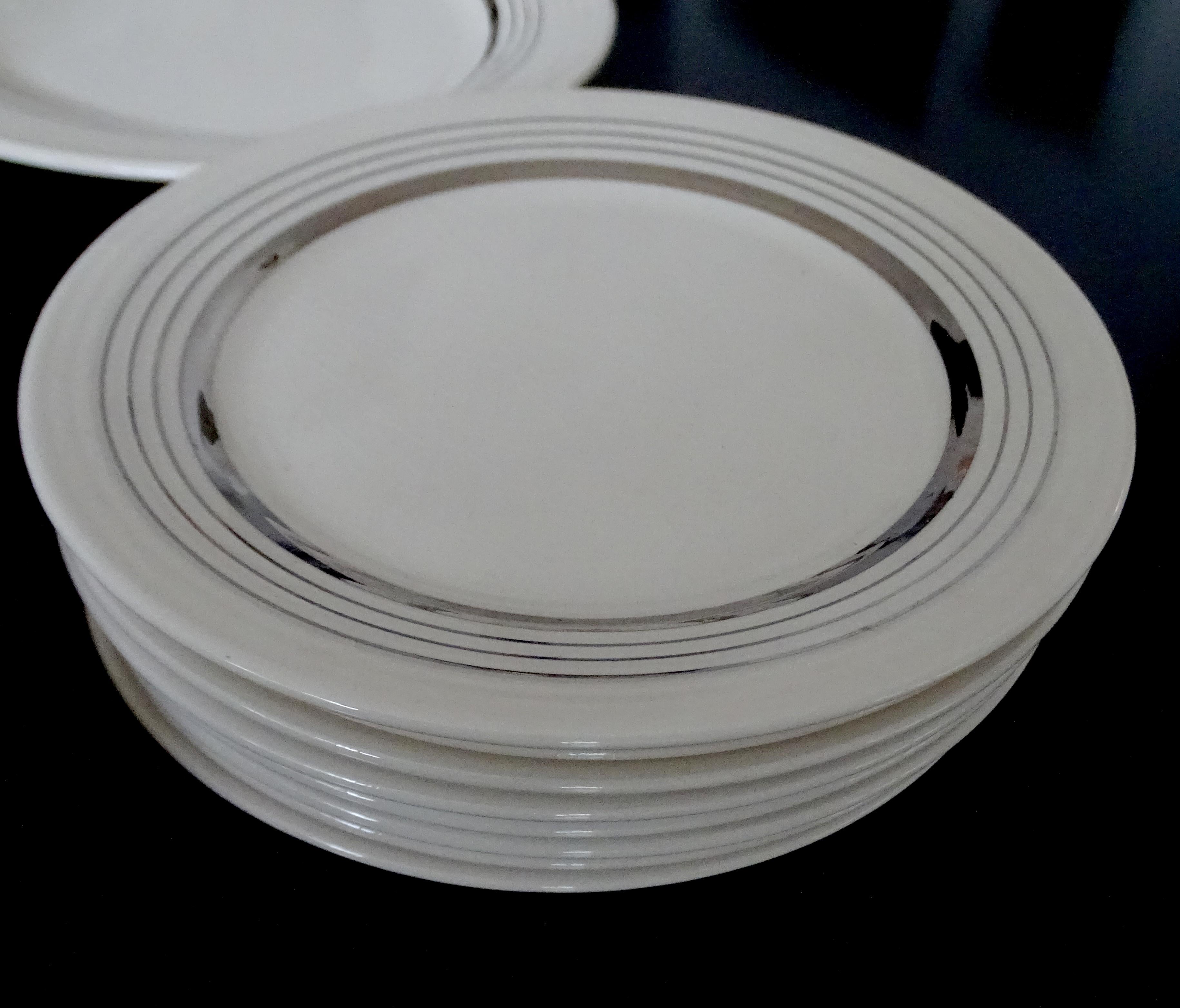 Porcelain Art Deco American Limoges White Gold China Dinnerware Service Set, 1930s For Sale