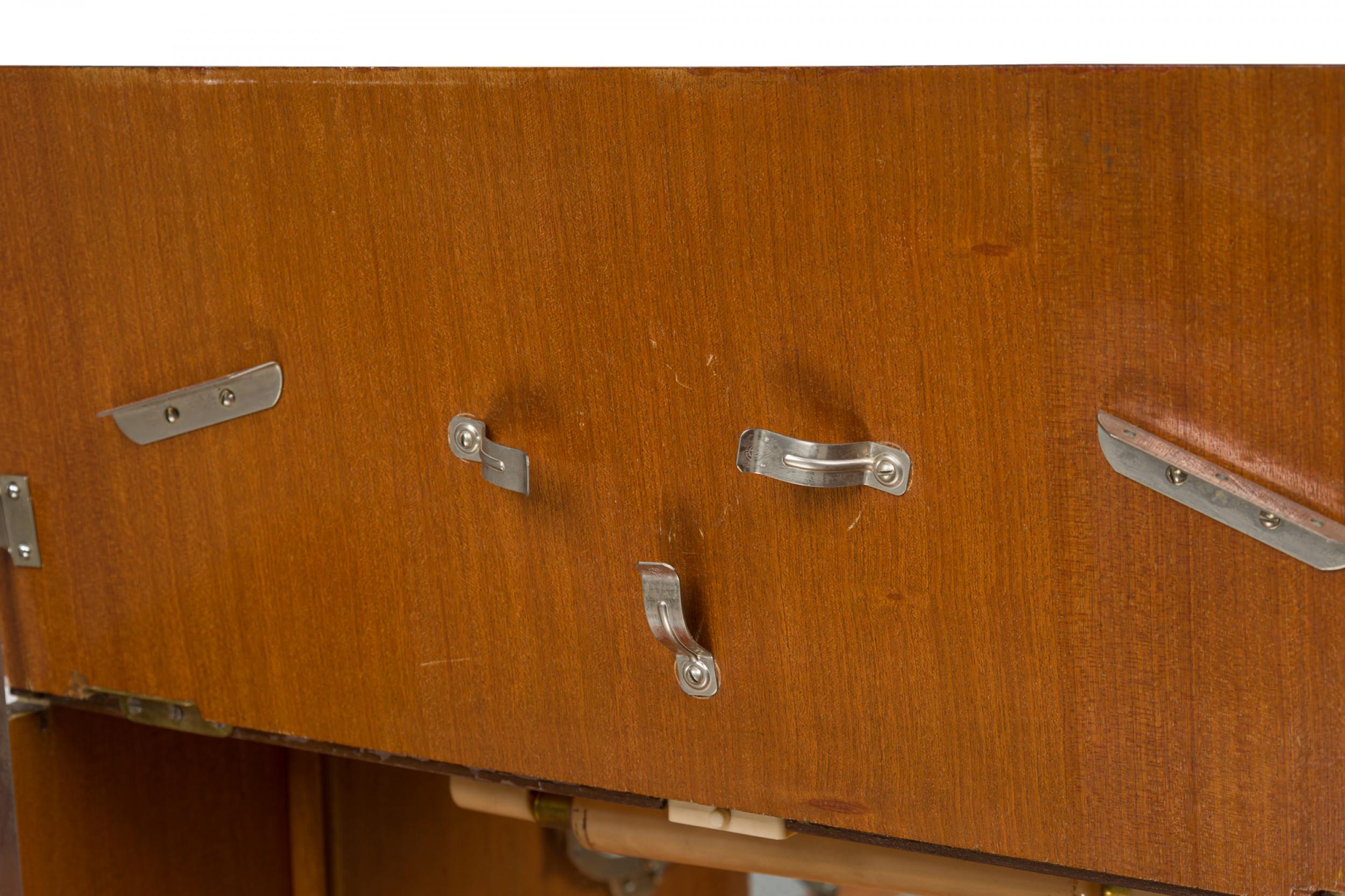 Art Deco American Mid-Century Dry Bar / Cocktail Cabinet For Sale 5