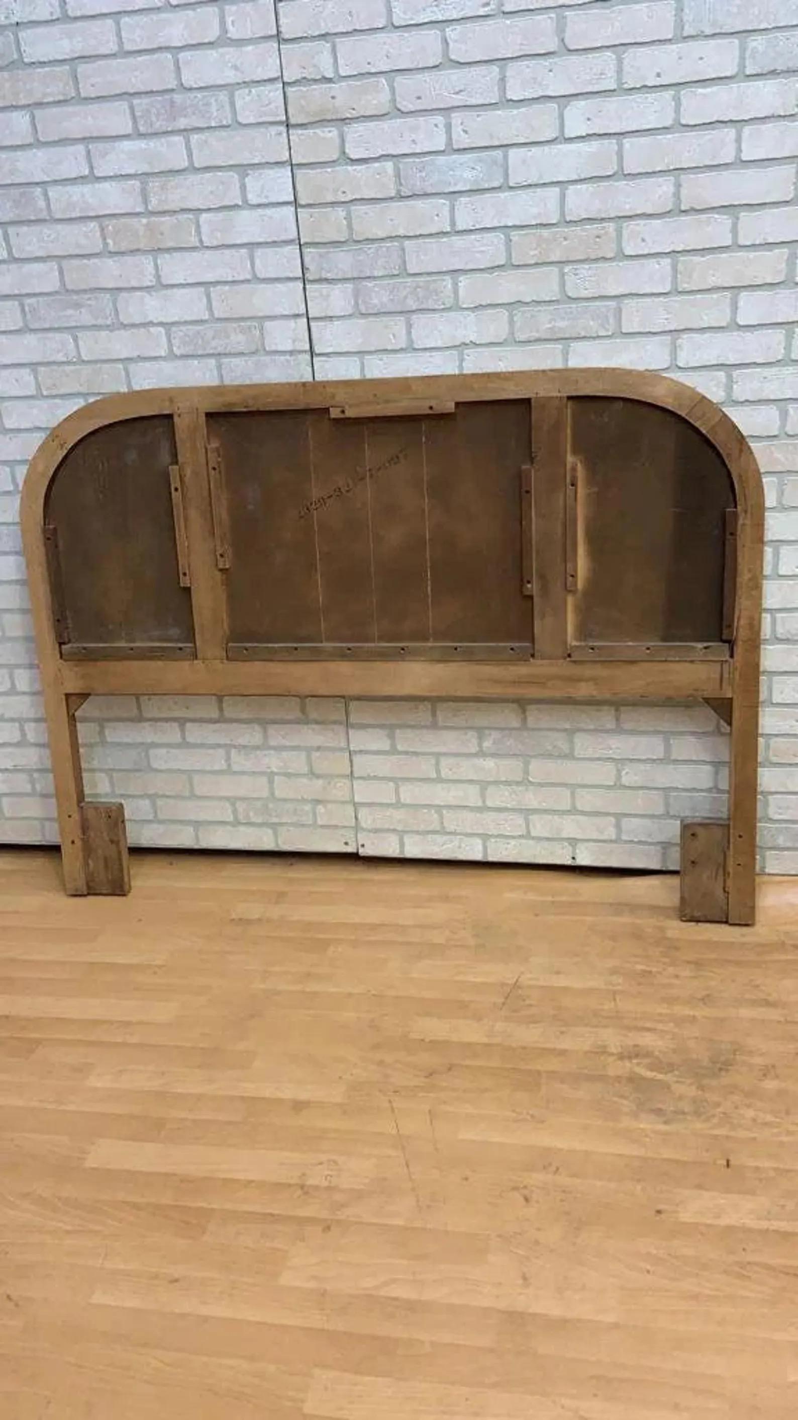 Art Deco American of Martinsville Headboard and Nightstand Bedroom Set For Sale 1