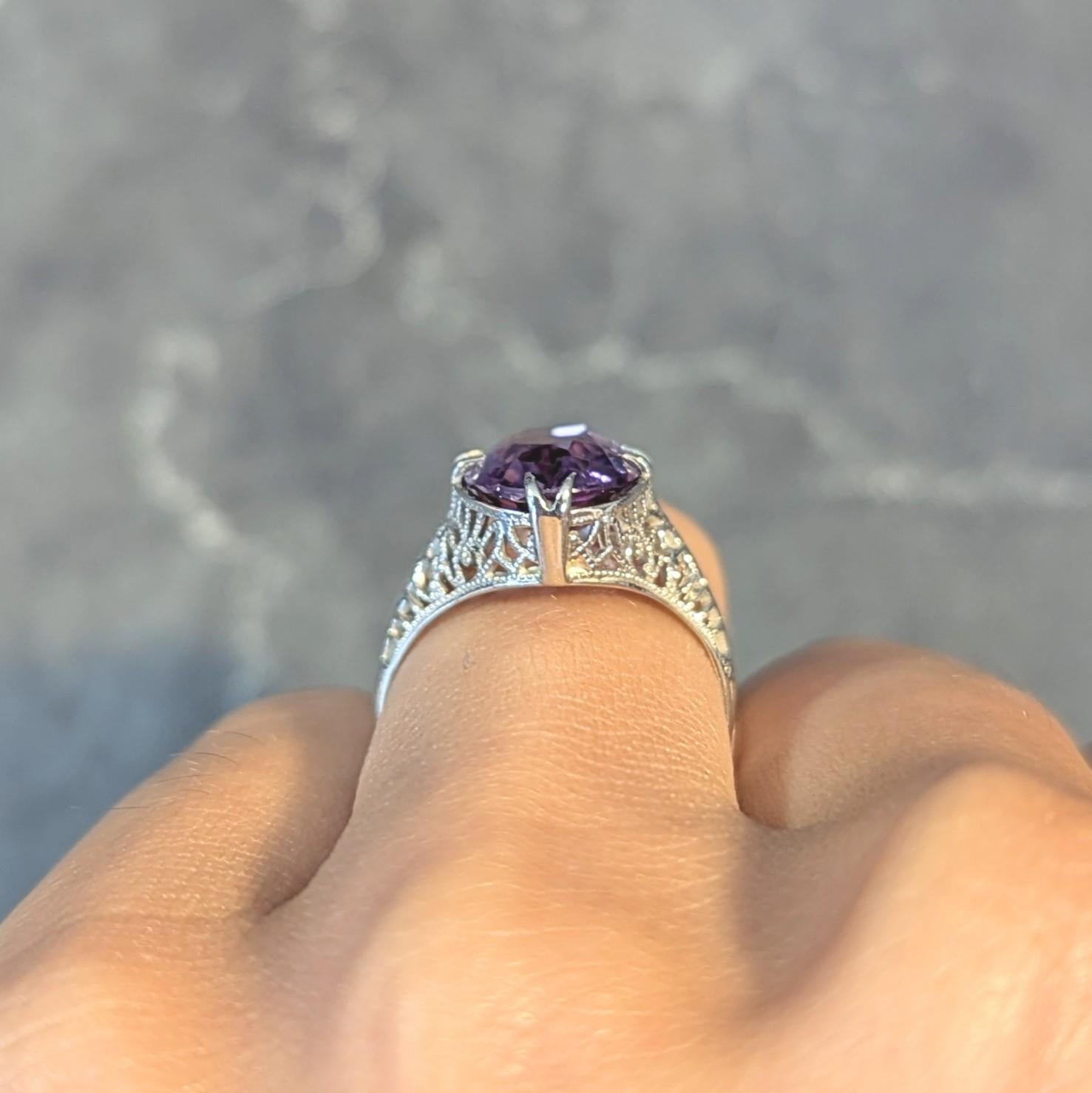 Art Deco Amethyst 14 Karat White Gold Foliate Filigree Vintage Ring 8