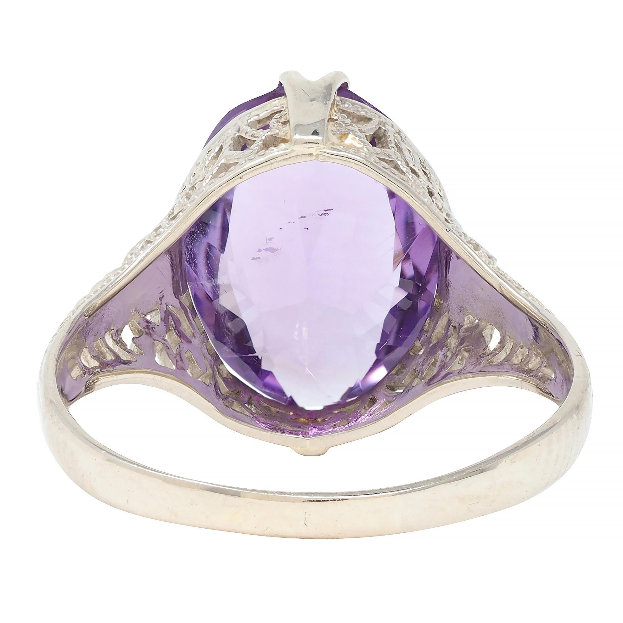 Women's or Men's Art Deco Amethyst 14 Karat White Gold Foliate Filigree Vintage Ring