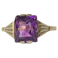 Art Deco Amethyst and 9 Carat Gold Cocktail Ring