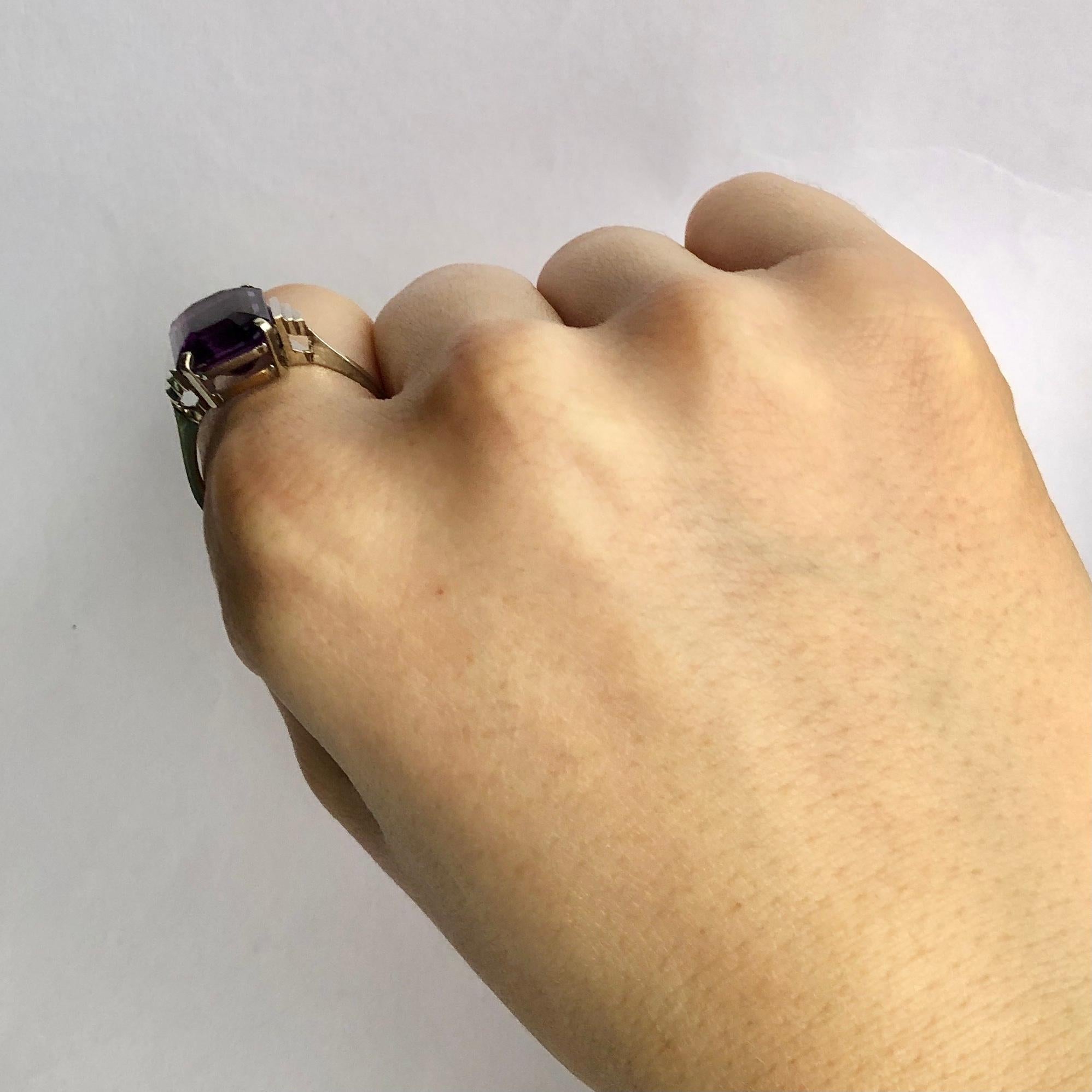 Art Deco Amethyst and 9 Carat White Gold Cocktail Ring 1