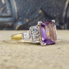 Art Deco Amethyst and Diamond Ring in 18 Carat Yellow Gold and Platinum
