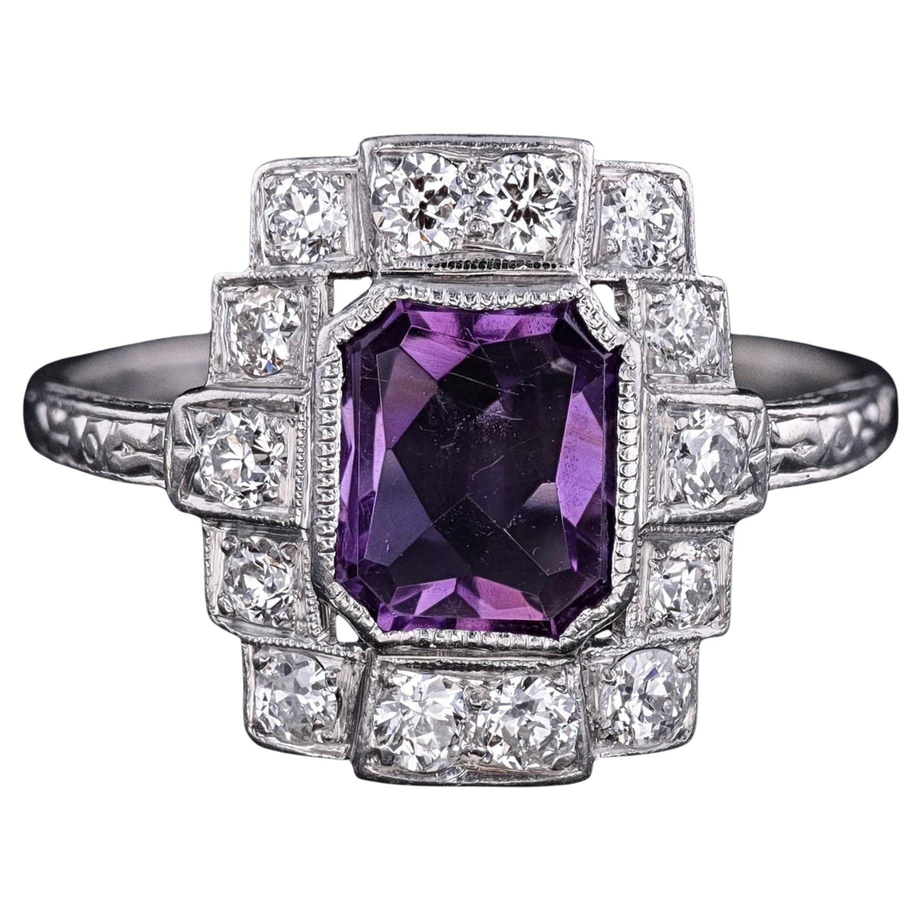 Anello Art Deco con ametista e diamanti in platino