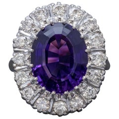 Art Deco Amethyst Diamond Ring 18 Carat Gold, circa 1930