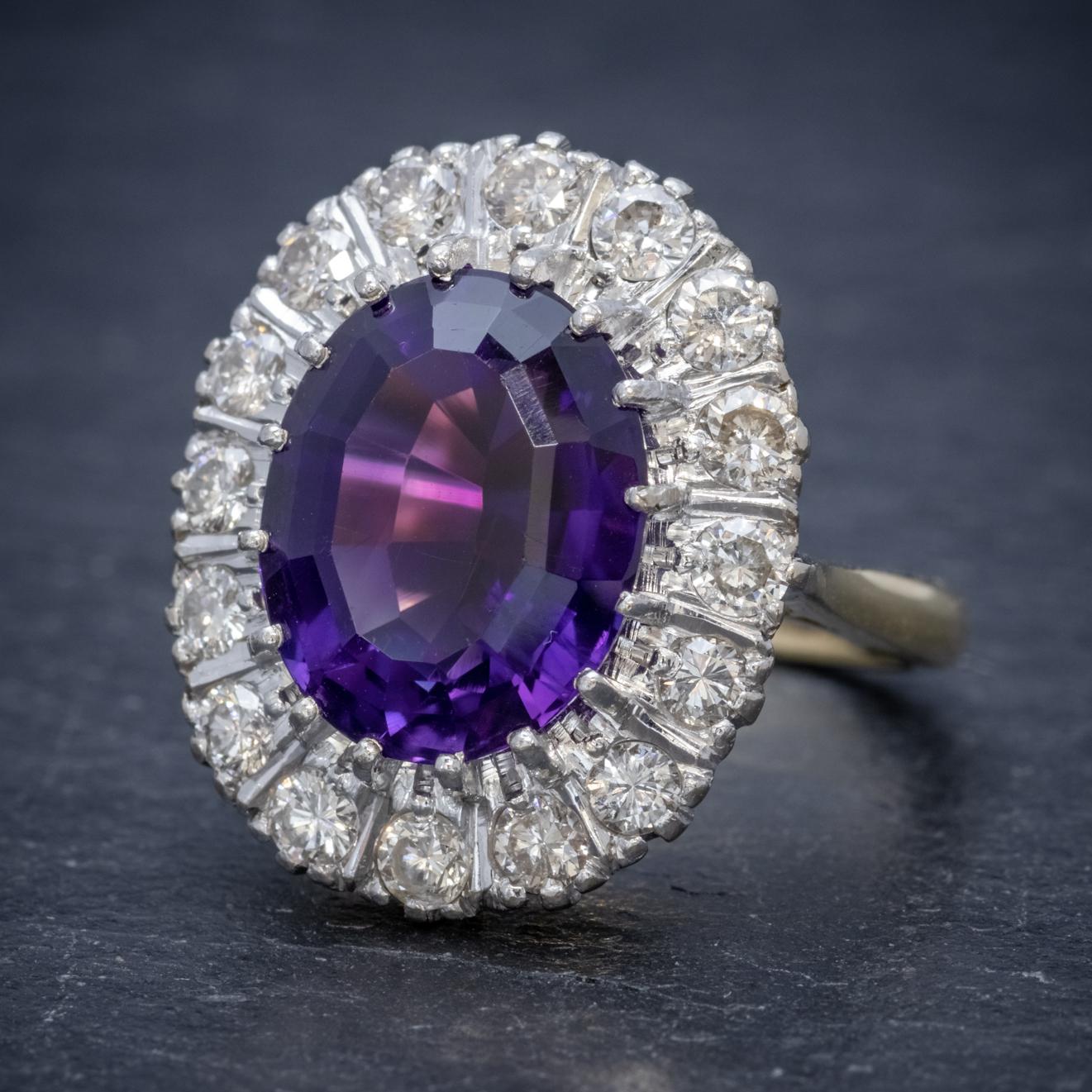 Art Deco Amethyst Diamond Ring 18 Carat Gold, circa 1930 In Good Condition For Sale In Lancaster , GB