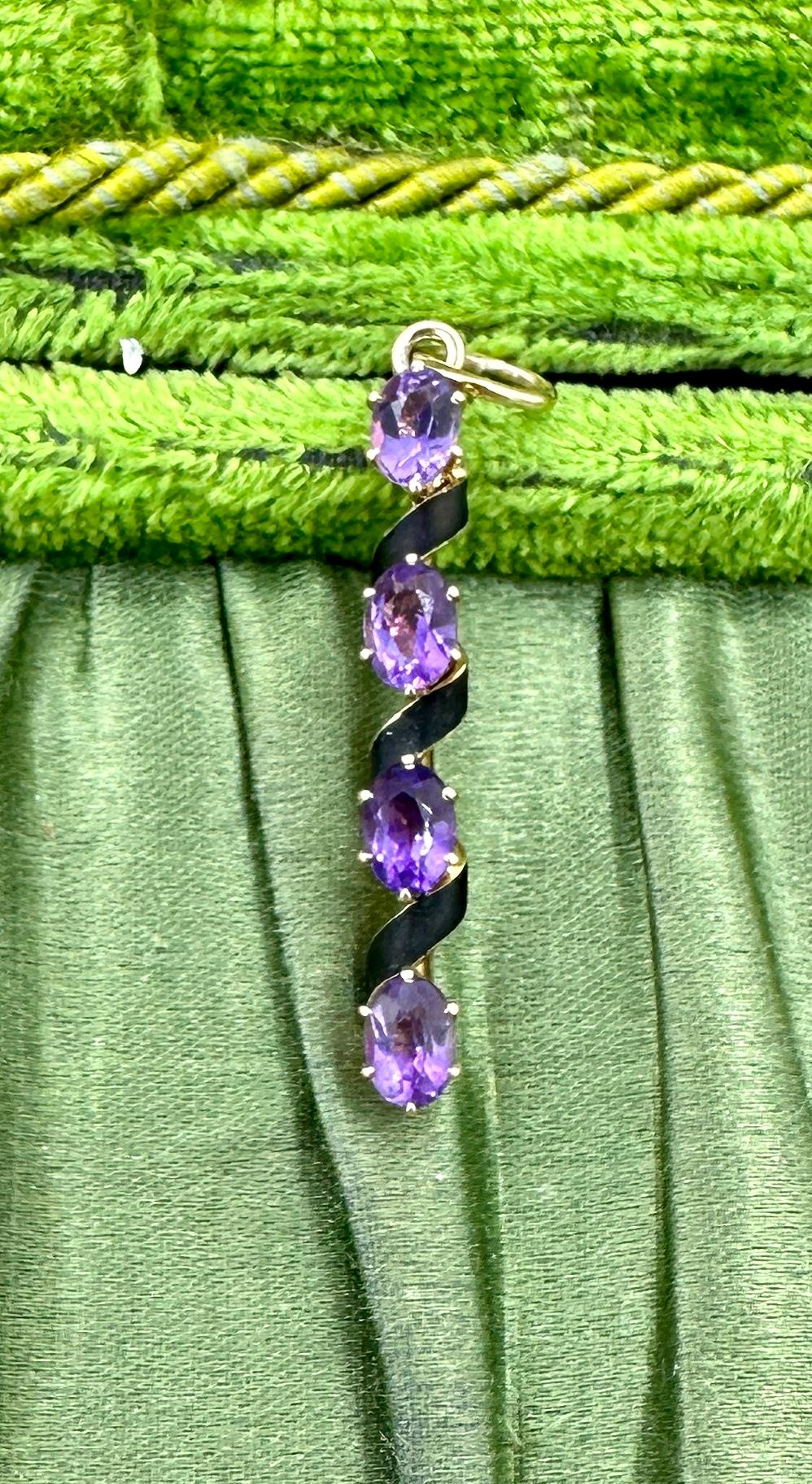 THIS IS A STUNNING ANTIQUE ART DECO - VICTORIAN - EDWARDIAN OVAL FACETED AMETHYST AND BLACK ENAMEL LAVALIERE PENDANT WITH THE MOST GORGEOUS NATURAL OVAL FACETED AMETHYST GEMS IN A TWIST DESIGN WITH BLACK ENAMEL IN 14 KARAT YELLOW GOLD.  THIS IS A
