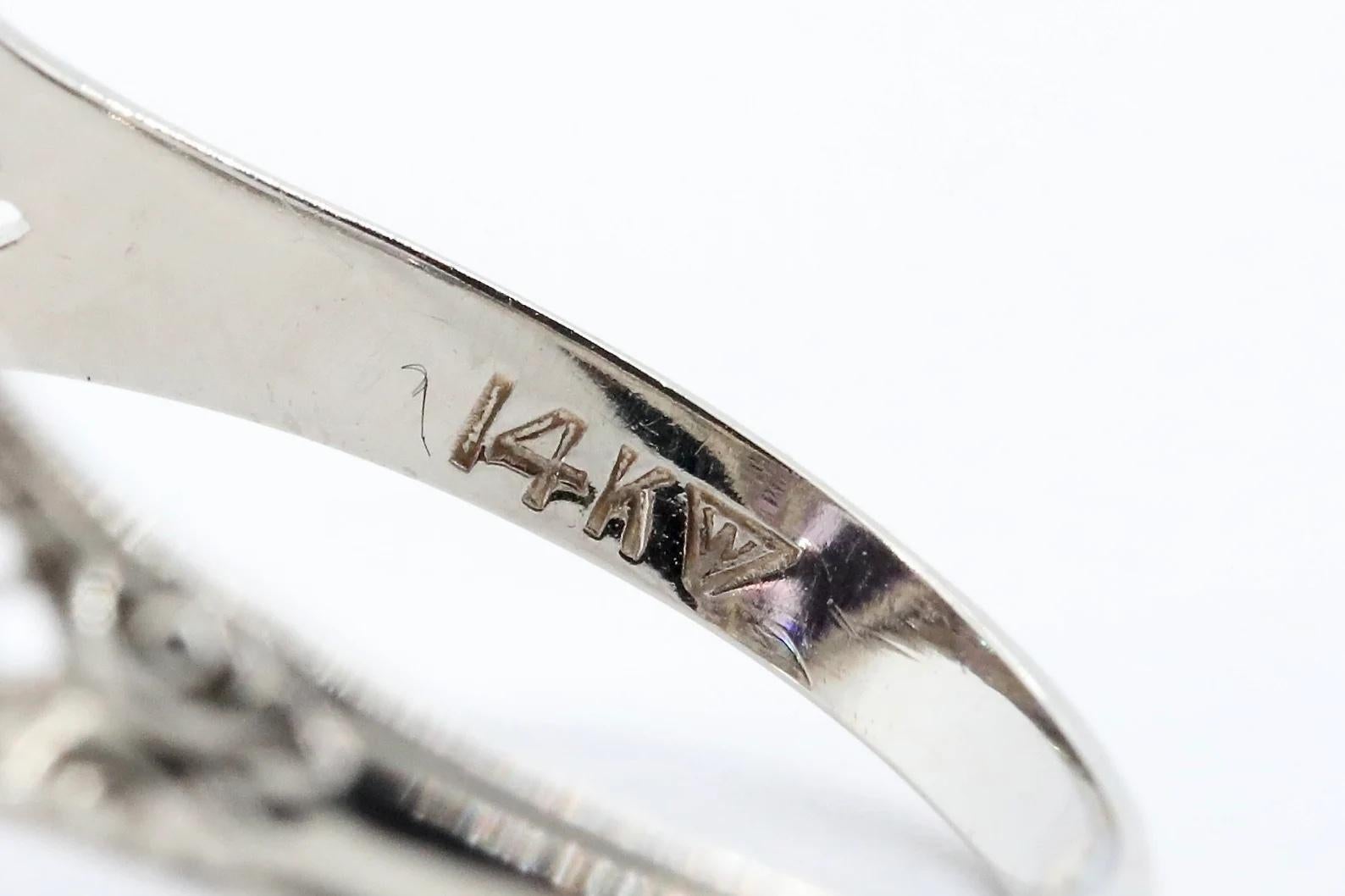 Filigraner Art-Déco-Ring aus mehrfarbigem Rosen-, Weiß- und Gelbgold mit Amethyst und Perle im Zustand „Gut“ im Angebot in Boston, MA
