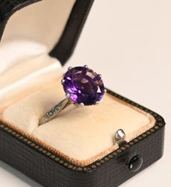 Art Deco 4.50 Carat Amethyst Ring. Round Amethyst Ring Platinum Engraved 1930