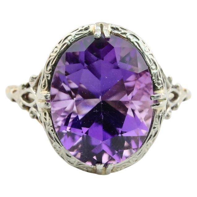 Anello filigranato con solitario di ametista Art Deco in oro bicolore 14 carati