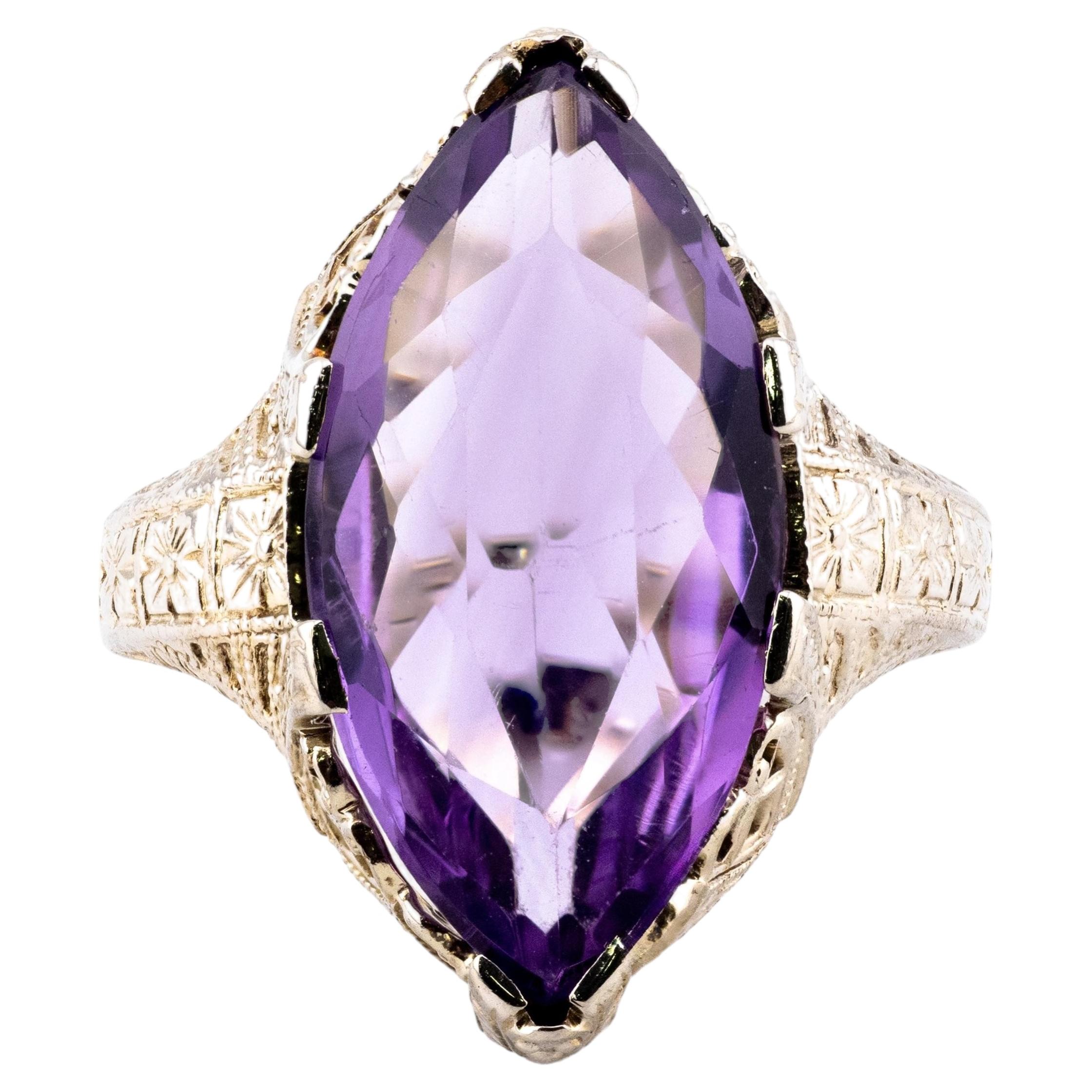 Art Deco Amethyst Solitaire Filigree Vintage Ring in 18K White Gold