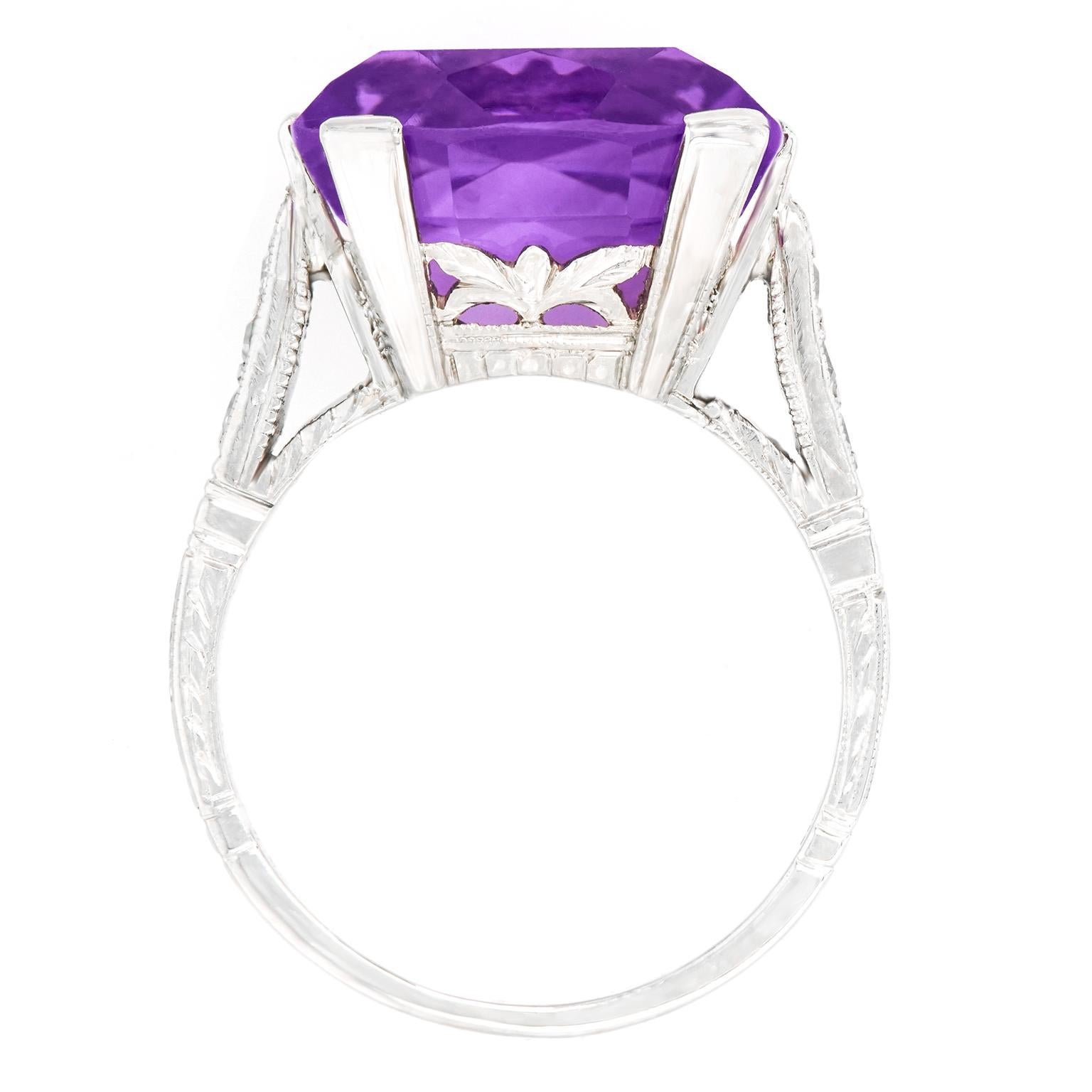 Art Deco Amethyst White Gold Ring For Sale 3