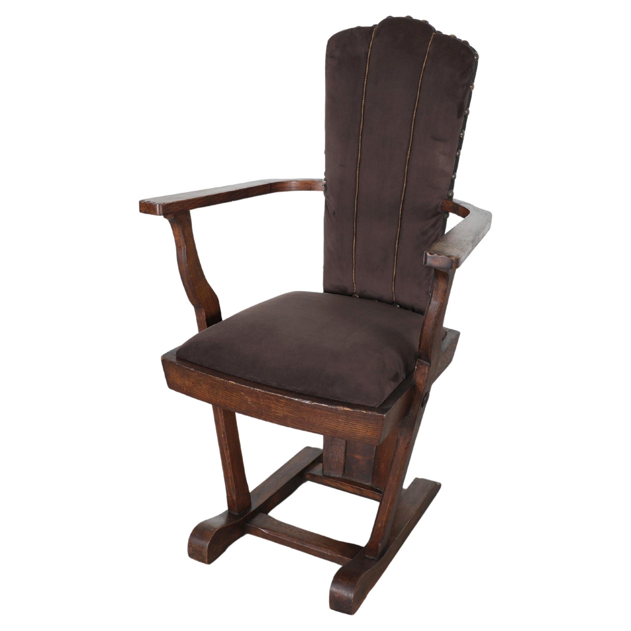 Chaise à accoudoirs Art Déco Amsterdam School avec tapisserie en velours marron en vente