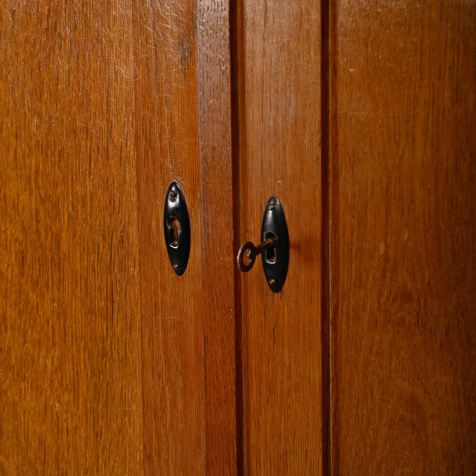 Armoire ou garde-robe de l'école d'Amsterdam Art déco, années 1930, Pays-Bas 6