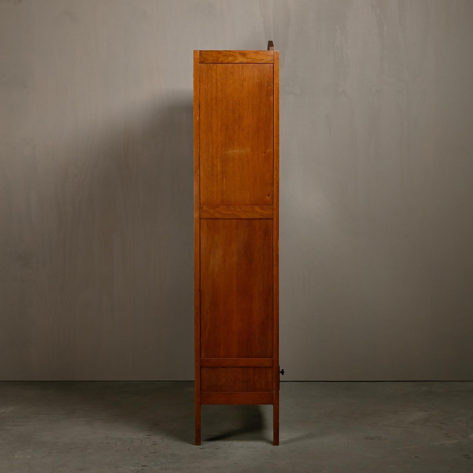 Milieu du XXe siècle Armoire ou garde-robe de l'école d'Amsterdam Art déco, années 1930, Pays-Bas