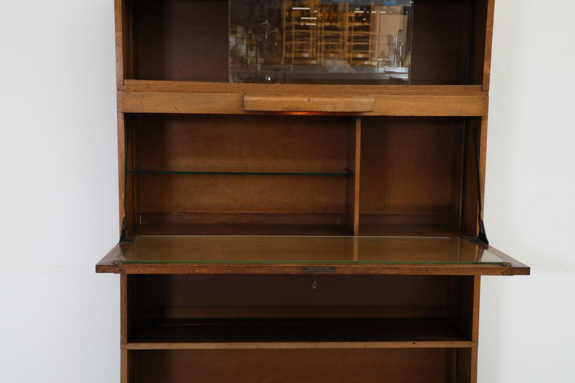 Art Deco - Amsterdam School Dark Oak Bar Cabinet For Sale 2