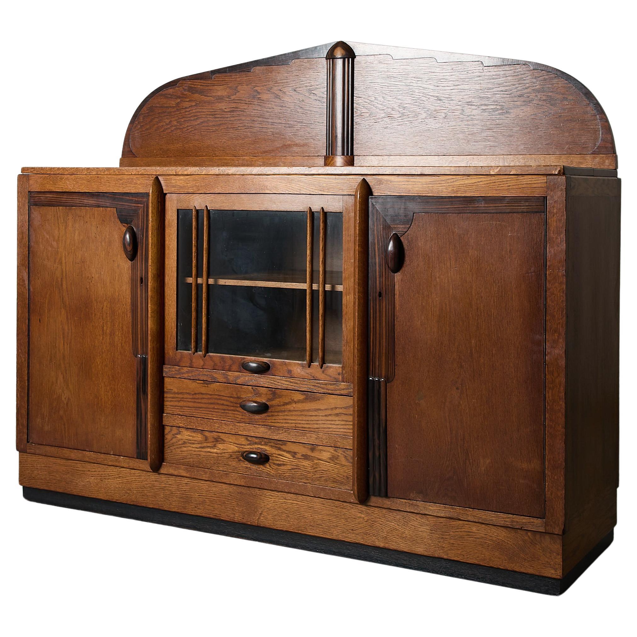 Cabinet Art Deco "Scuola di Amsterdam" in Oak con accenti in palissandro nero in vendita