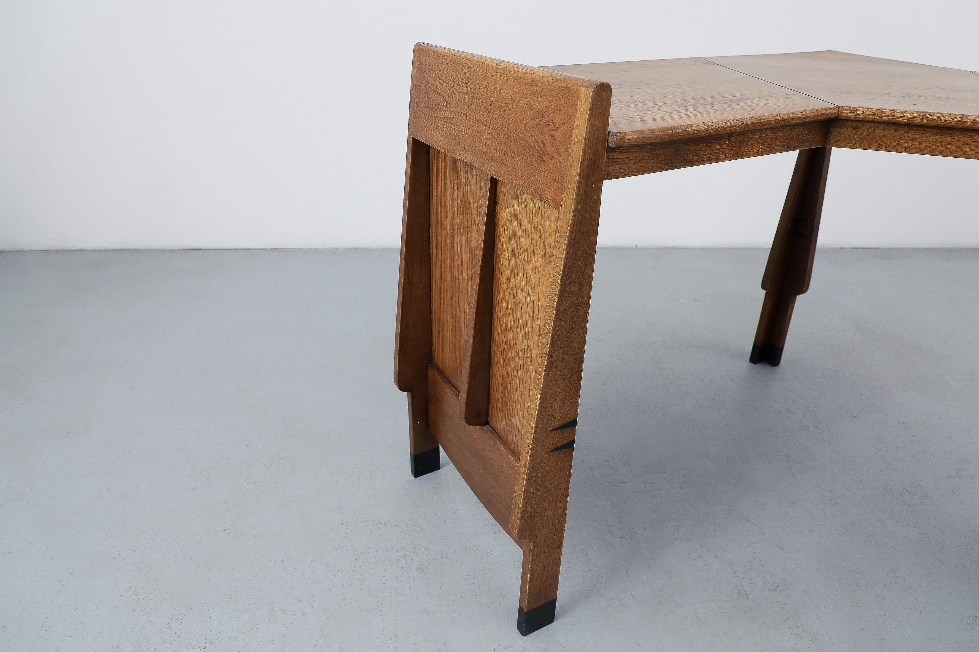 Art Deco 'Amsterdam School' Oak Corner Desk, 1920s Dutch Design im Angebot 7
