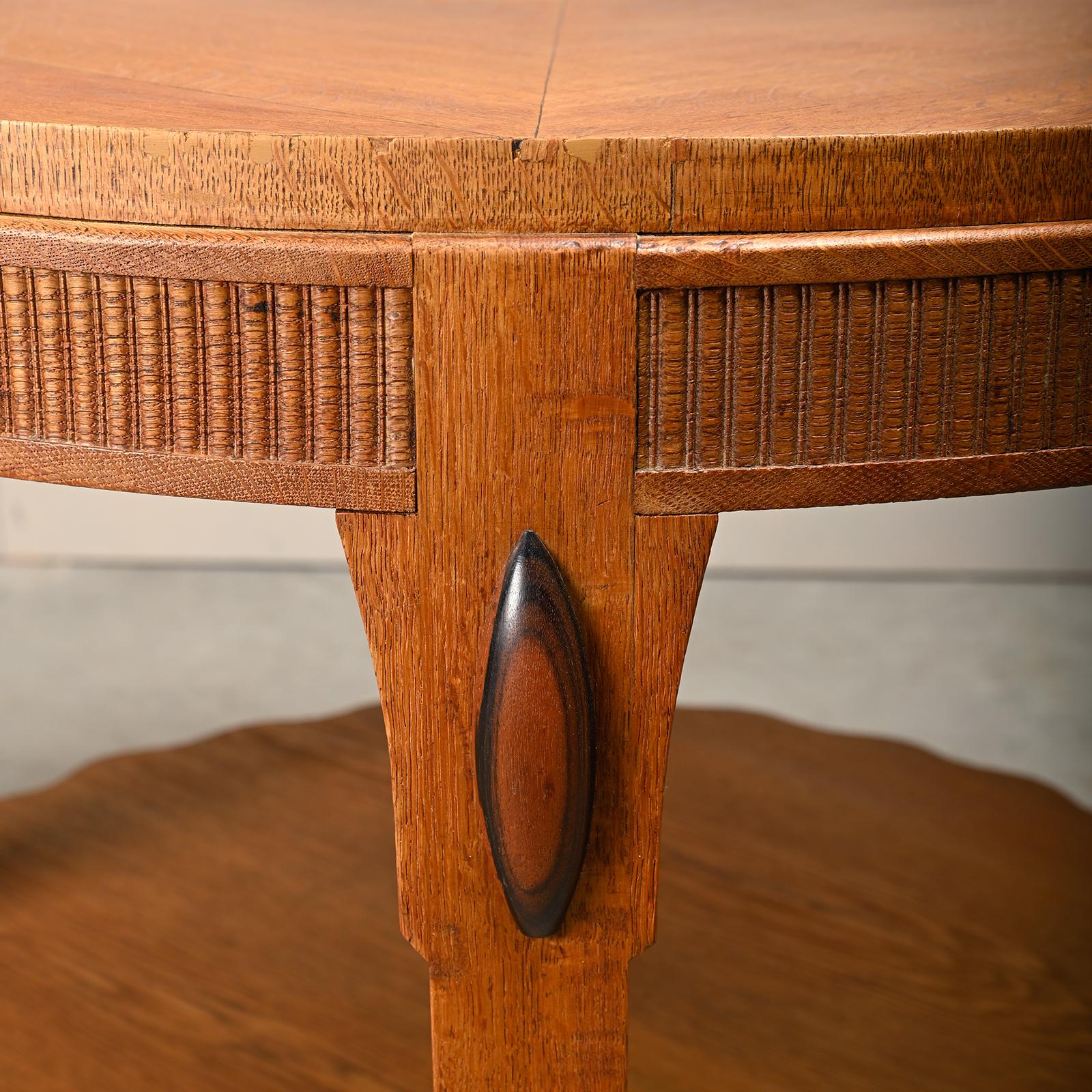 Tavolino Art Deco della Scuola di Amsterdam in Oak, Paesi Bassi, anni '30 in vendita 4