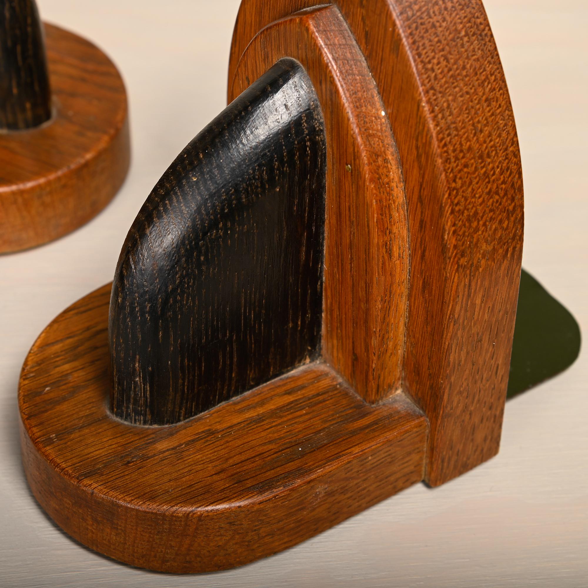 Art Deco Amsterdam Schule hölzerne Buchstützen, 1930er Jahre im Angebot 3