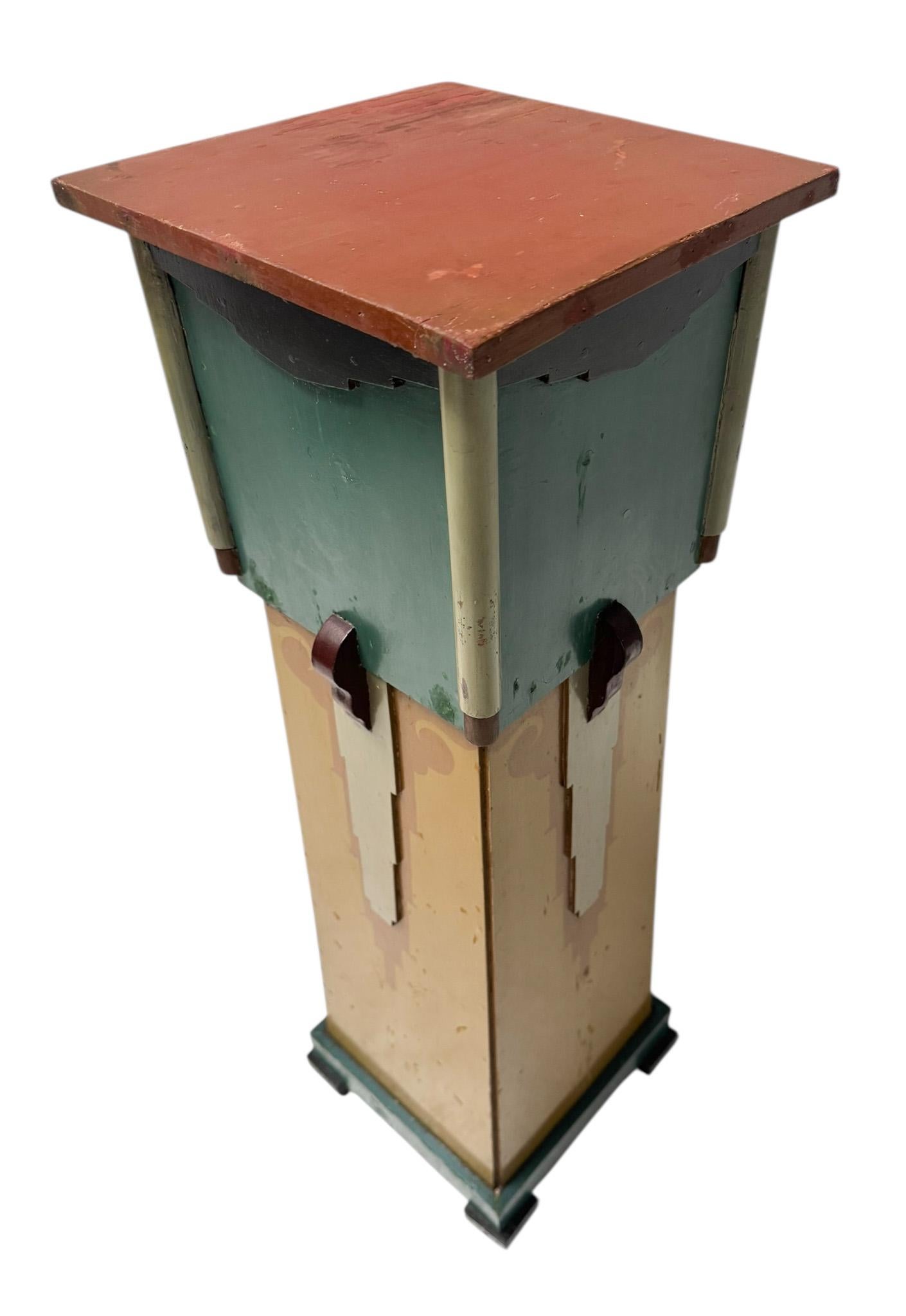 Pine Art Deco Amsterdamse Schoo Hand-Painted Decorativel Pedestal, 1920s For Sale