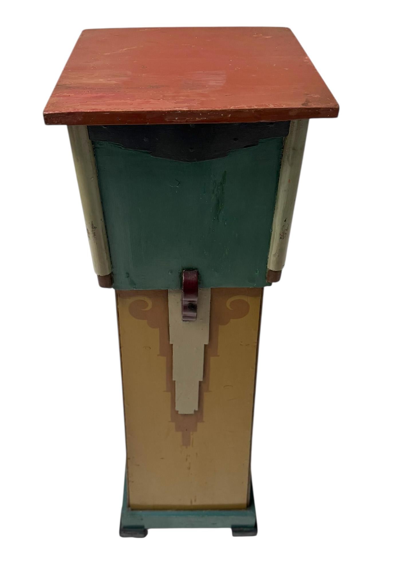 Art Deco Amsterdamse Schoo Hand-Painted Decorativel Pedestal, 1920s For Sale 3