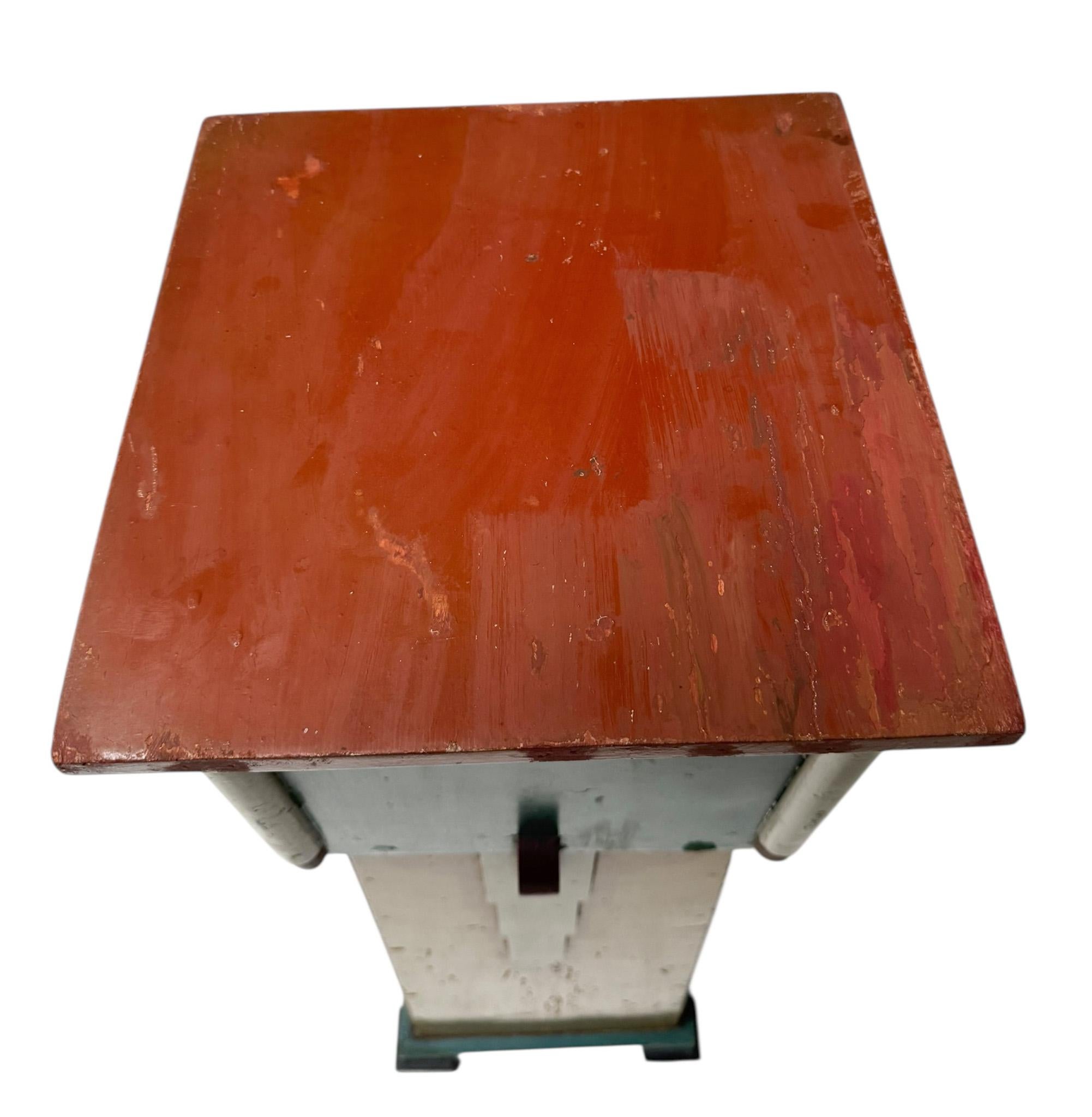 Art Deco Amsterdamse Schoo Hand-Painted Decorativel Pedestal, 1920s For Sale 4
