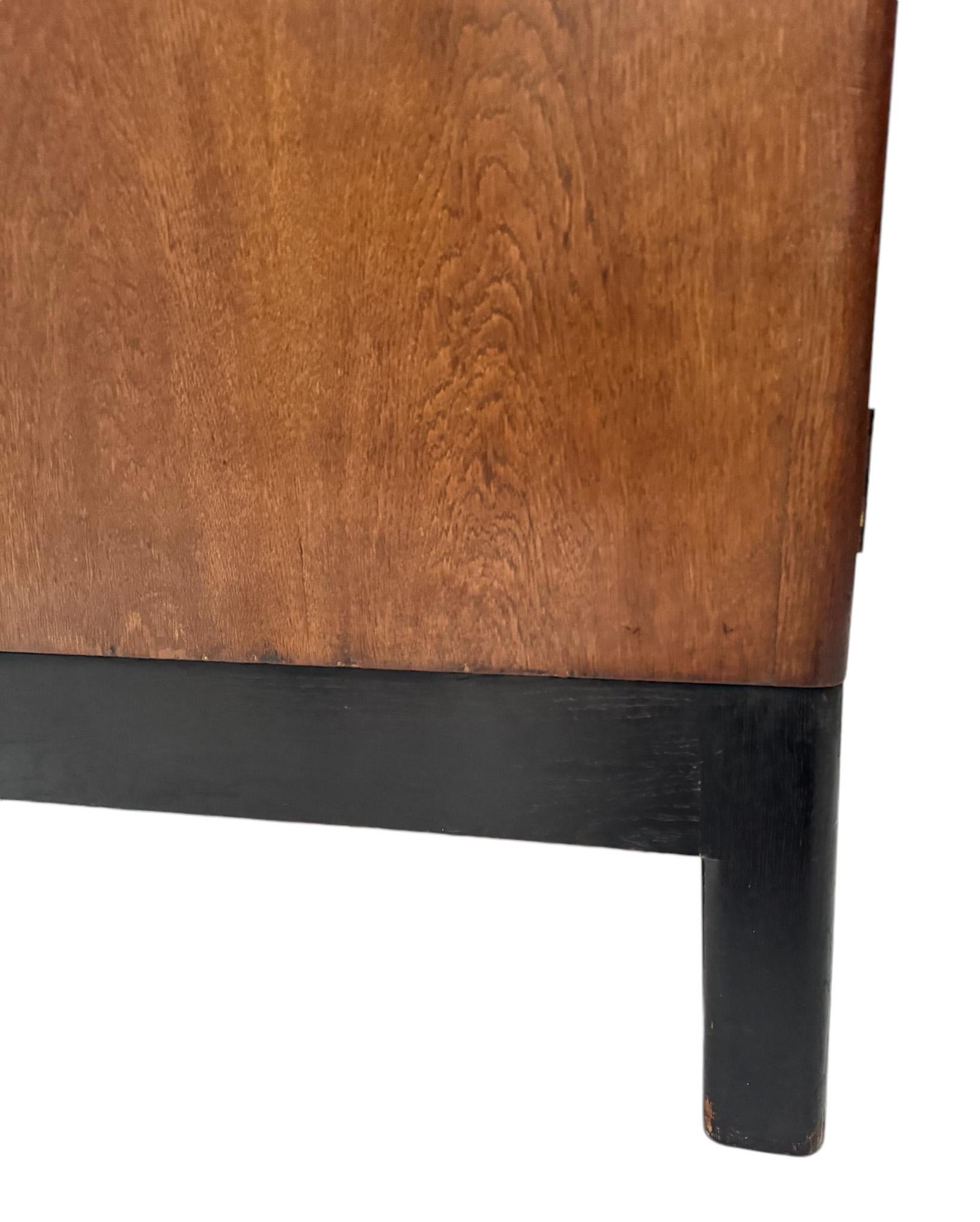 Art Deco Amsterdamse School Armoire by Willem Penaat for Metz & Co. Amsterdam For Sale 1