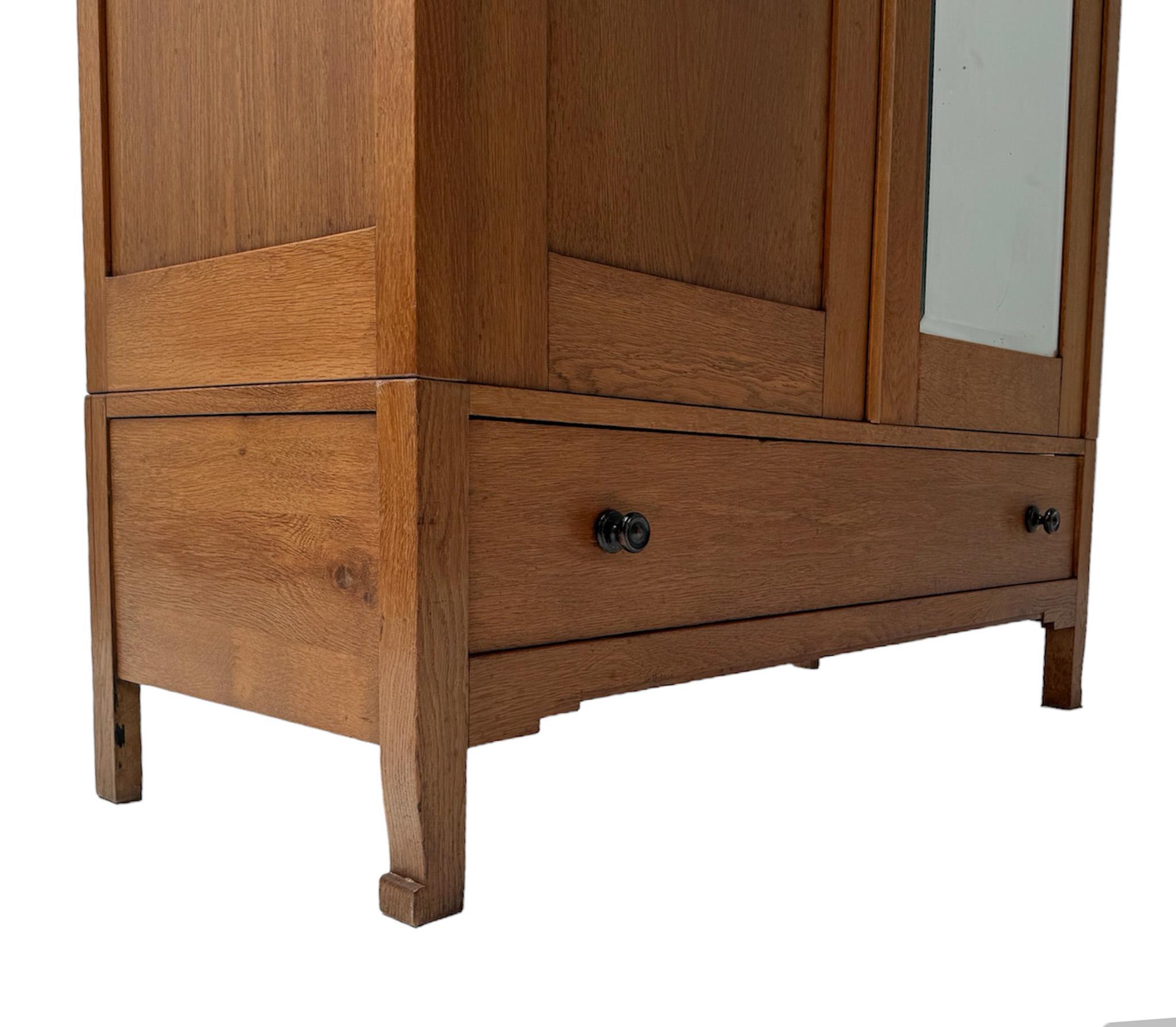 Armoire ou armoire de l'école d'Amsterdamse Art Déco par Fa. Forage Amsterdam en vente 1