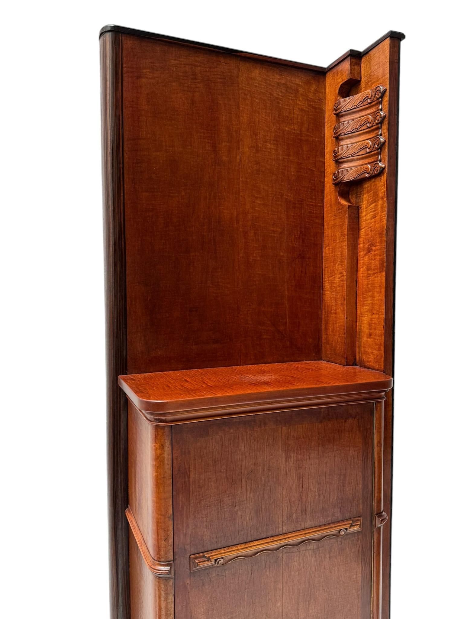 Art Deco Amsterdamse School Cabinet by J. B. Hillen Amsterdam, 1920s For Sale 6