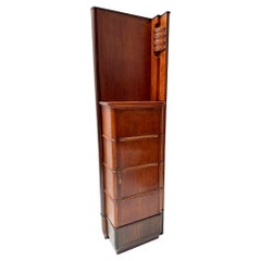 Meuble de rangement de l'école Amsterdamse de J. B. Hillen Amsterdam, années 1920