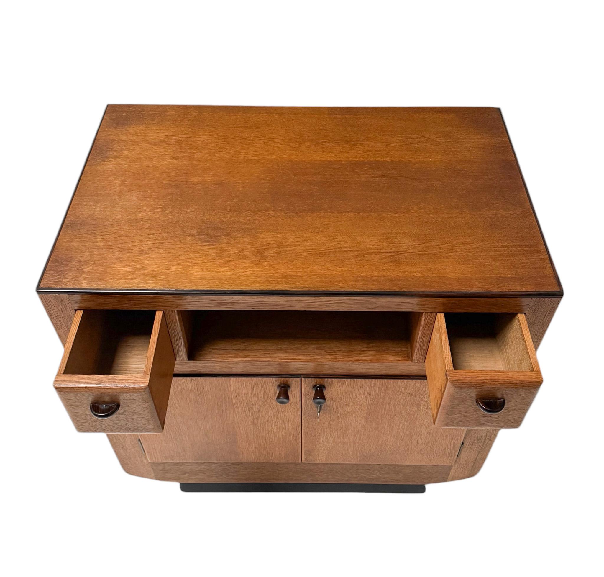 Mid-20th Century Art Deco Amsterdamse School Cabinet with Drawers by Piet Kramer, 1930s For Sale