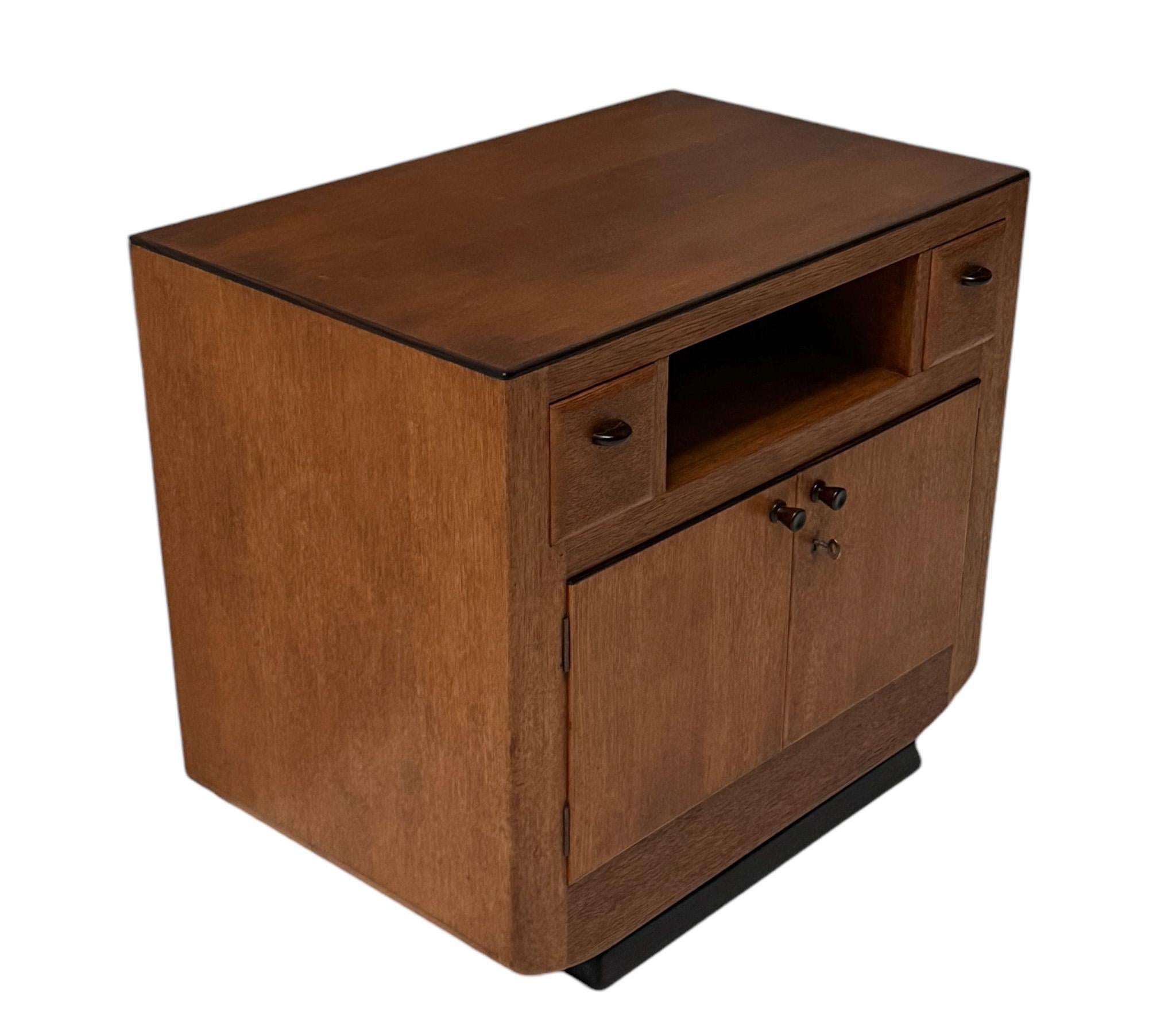 Art Deco Amsterdamse School Cabinet with Drawers by Piet Kramer, 1930s For Sale 2