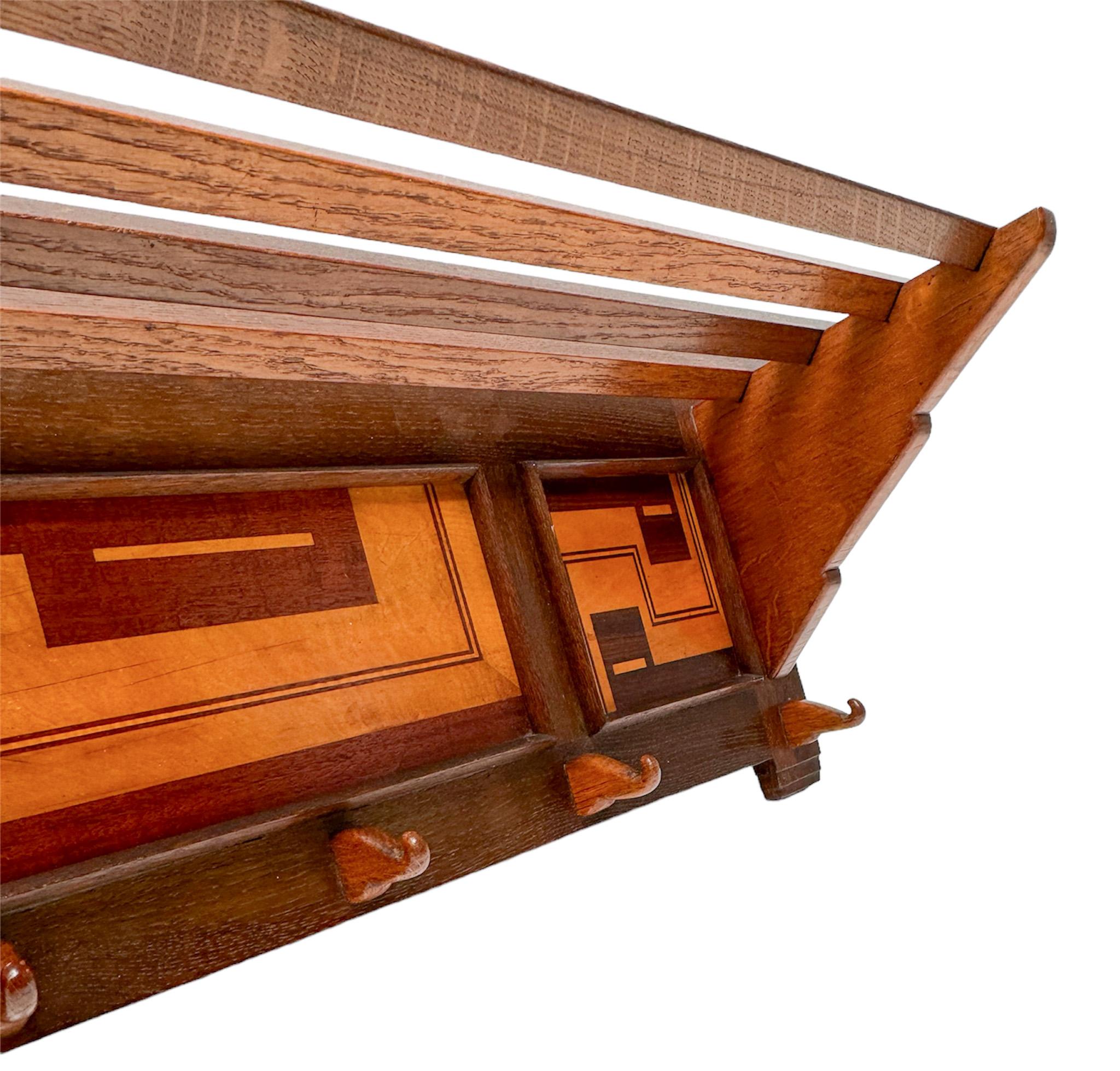 Chêne Porte-manteaux de l'école Amsterdamse de L.O.V. Oosterbeek, années 1920 en vente