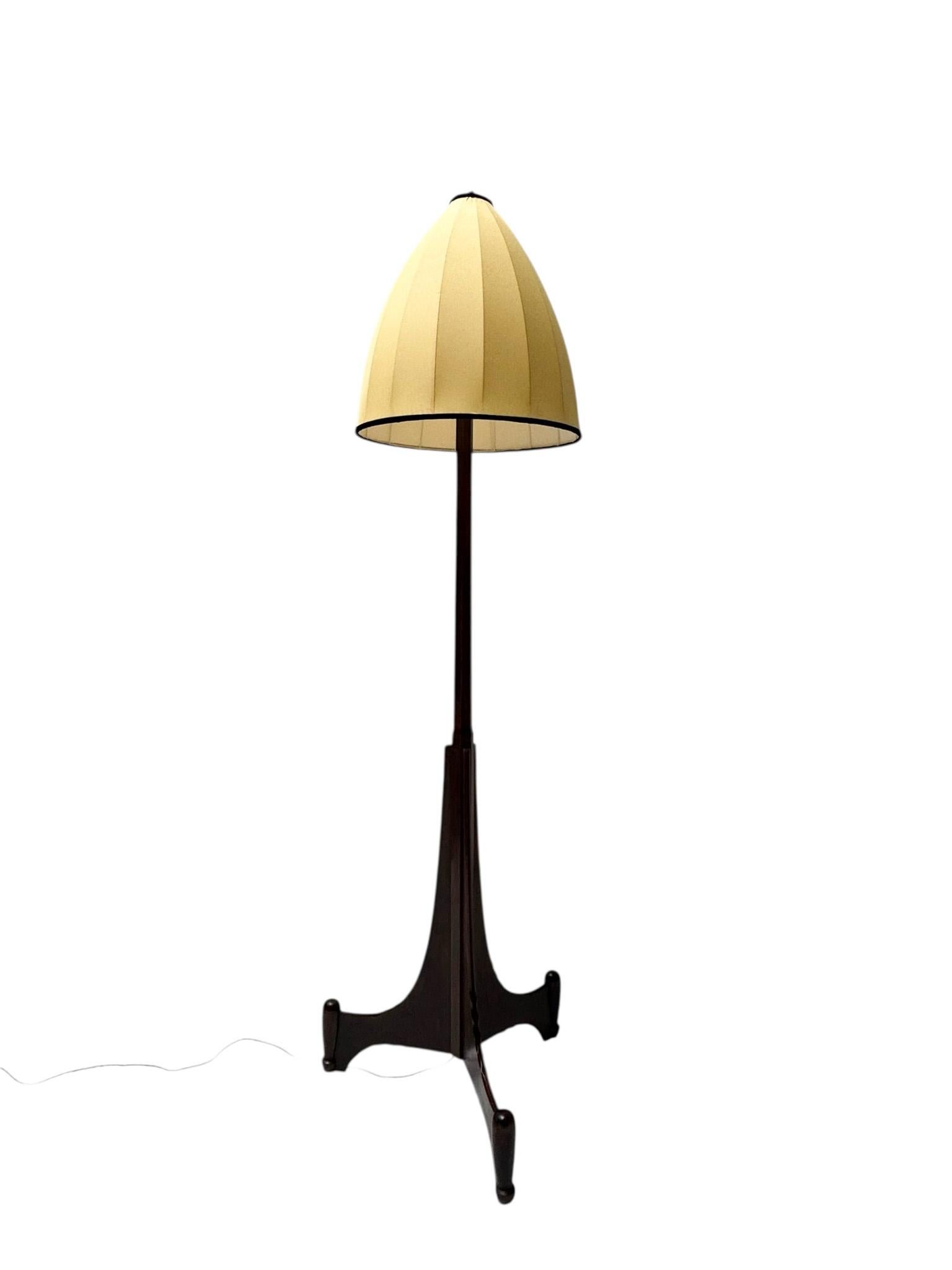 Early 20th Century Art Deco Amsterdamse School Floor Lamp by C.H. Eckhart, 1920s For Sale
