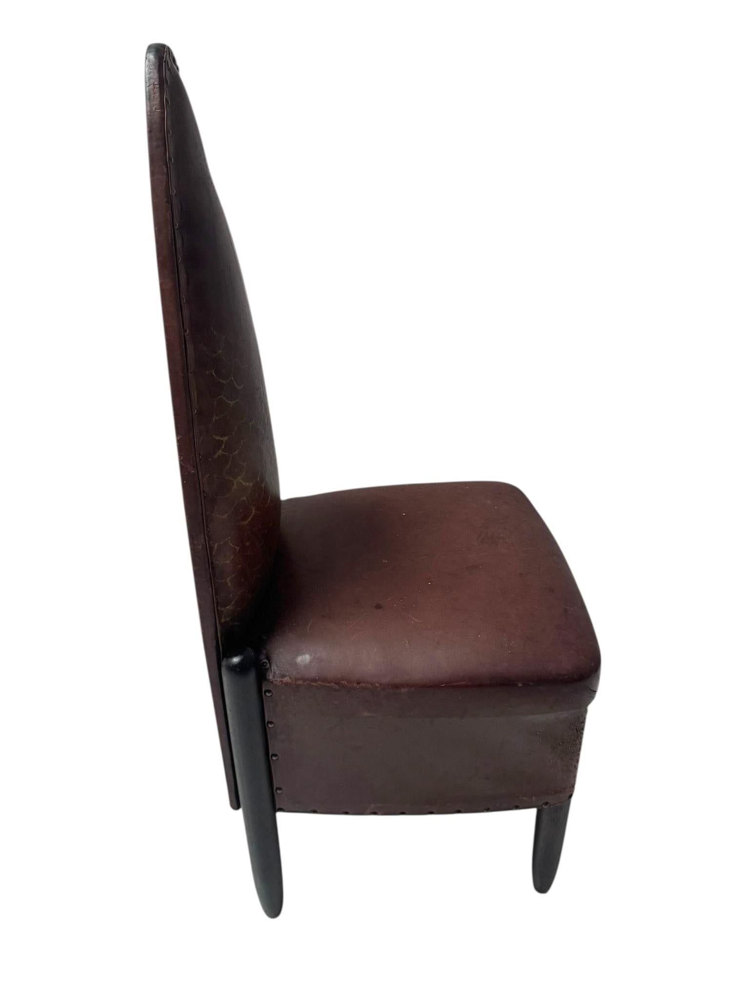 Chaise d'appoint à dossier haut de l'école d'Amsterdam Art déco par Michel De Klerk, 1916 en vente 3