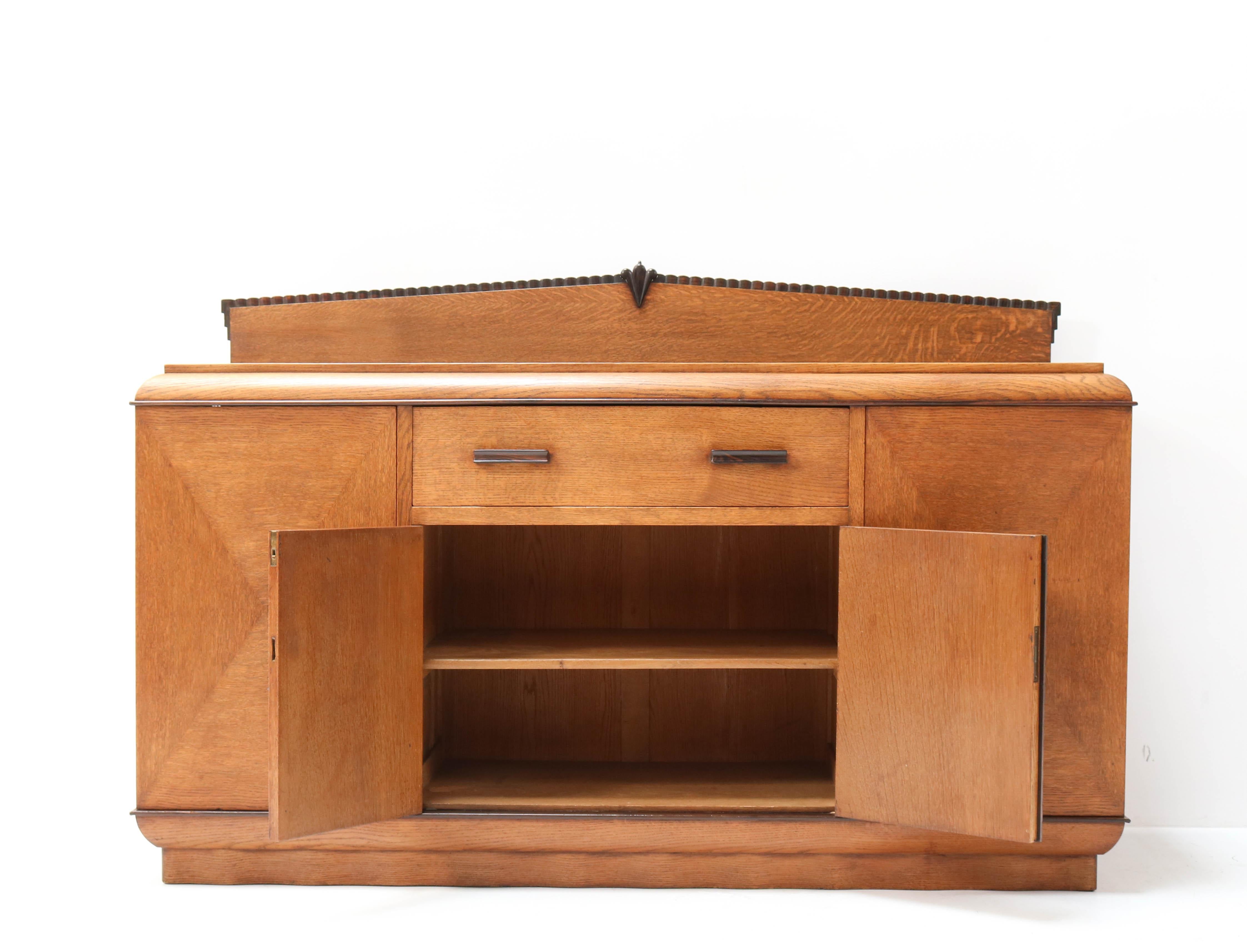 Art Deco Amsterdamse School Oak Credenza or Sideboard by Fa. Drilling Amsterdam 3