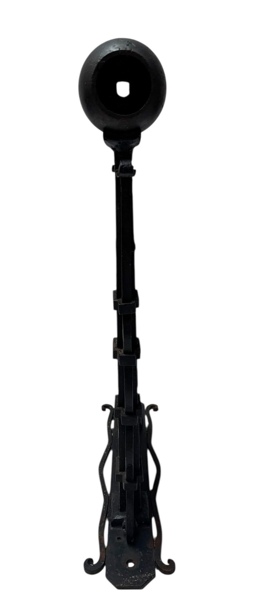 Art Deco Amsterdamse School Patinated Wrought Iron Flagstaff or Flagpole, 1920s For Sale 4