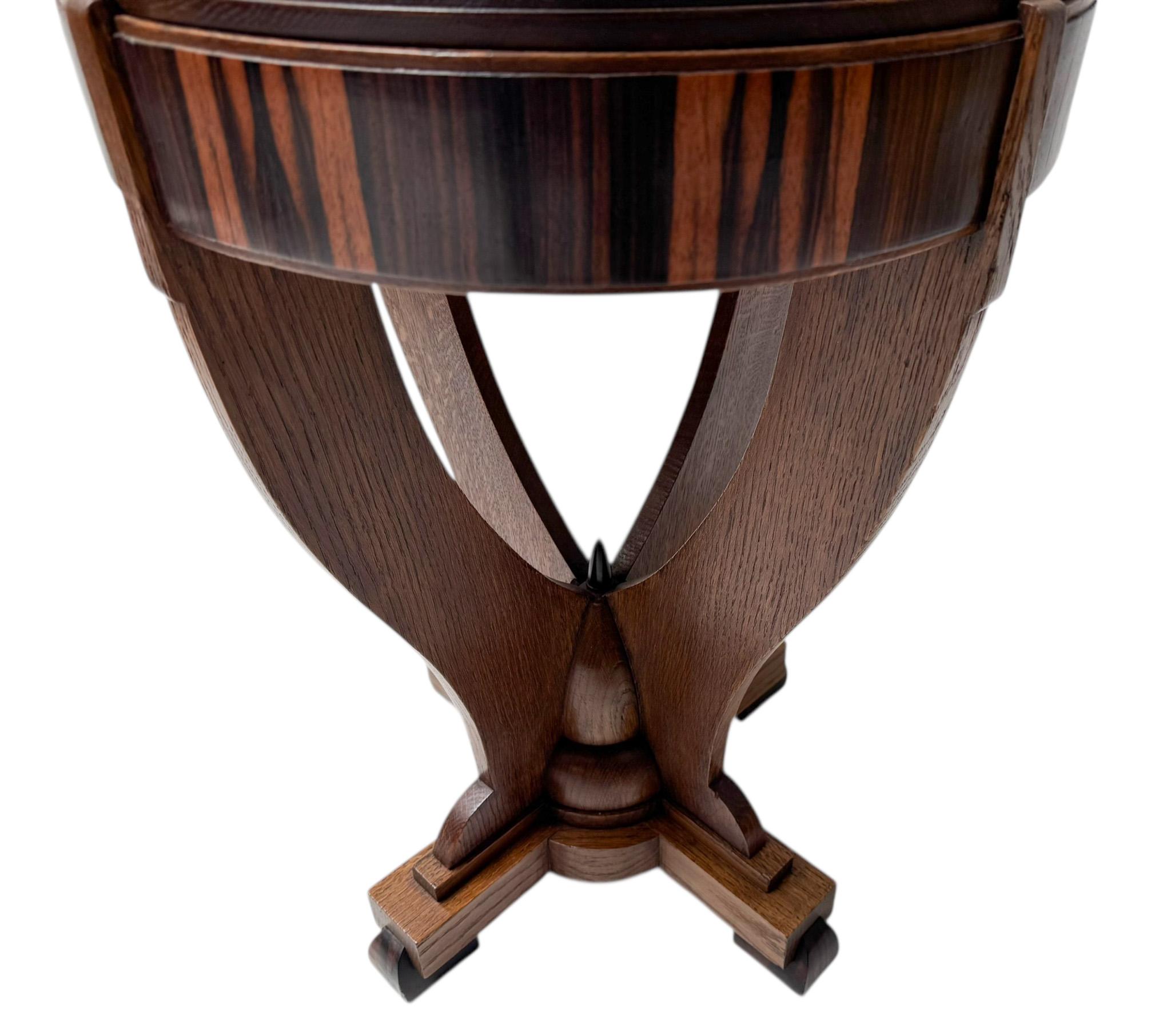 Néerlandais Table d'appoint Art déco de l'école d'Amsterdam, 1921 en vente