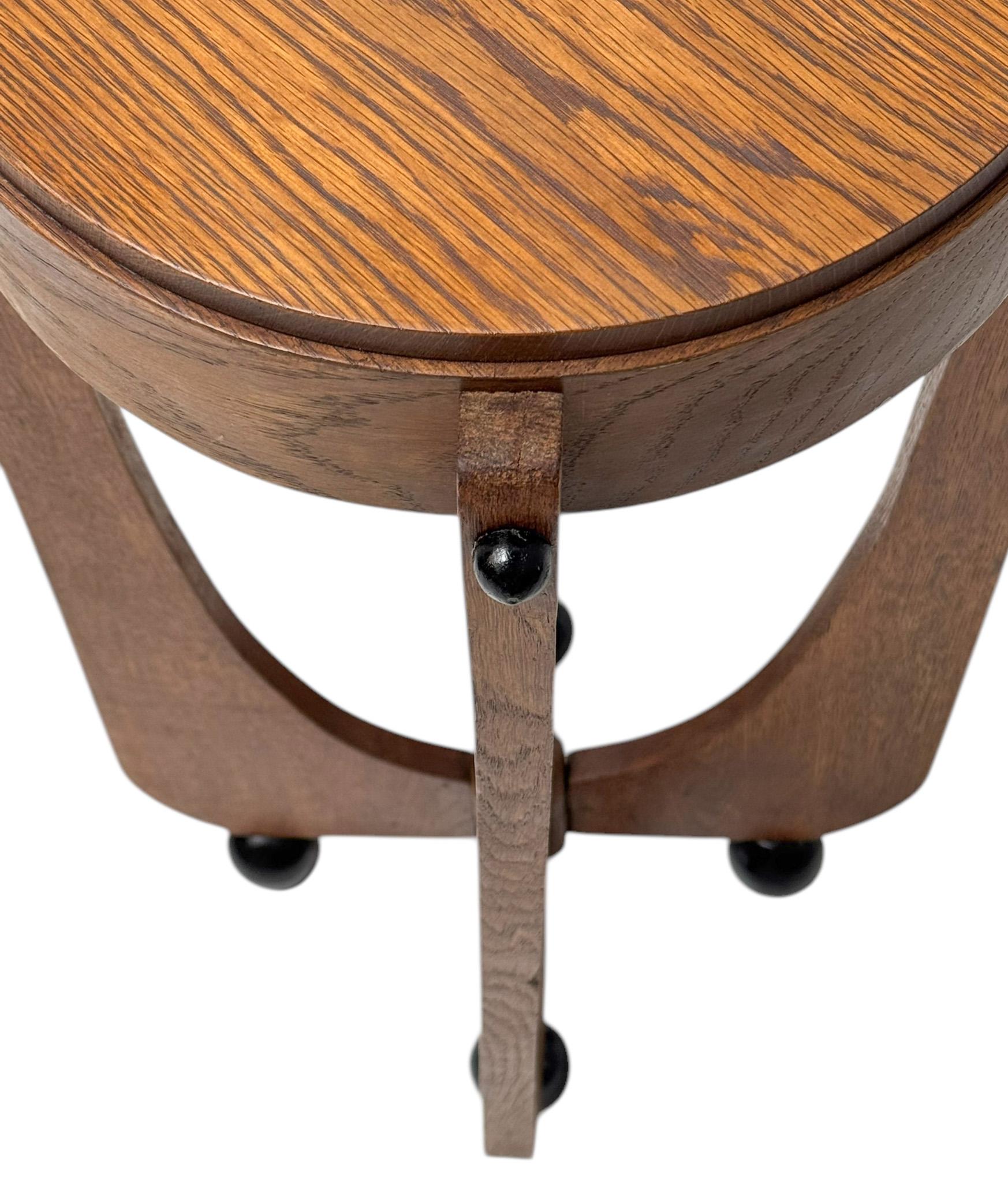 Mesa auxiliar o pedestal de la Escuela Amsterdamse Art Decó, años 20 principios del siglo XX en venta