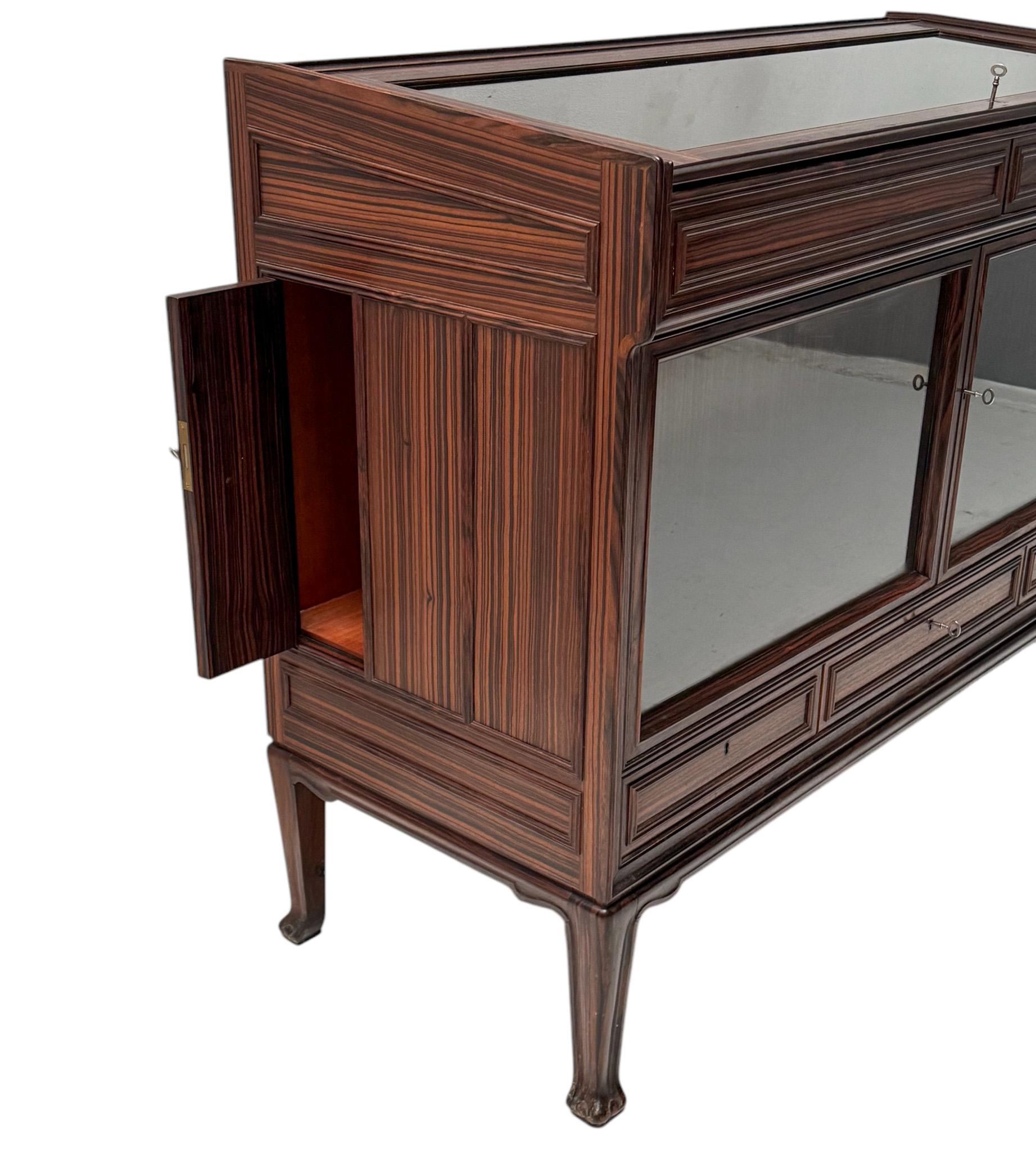 Vitrina o vetrina Art Deco della Scuola di Amsterdam di Napoleon Le Grand in vendita 7