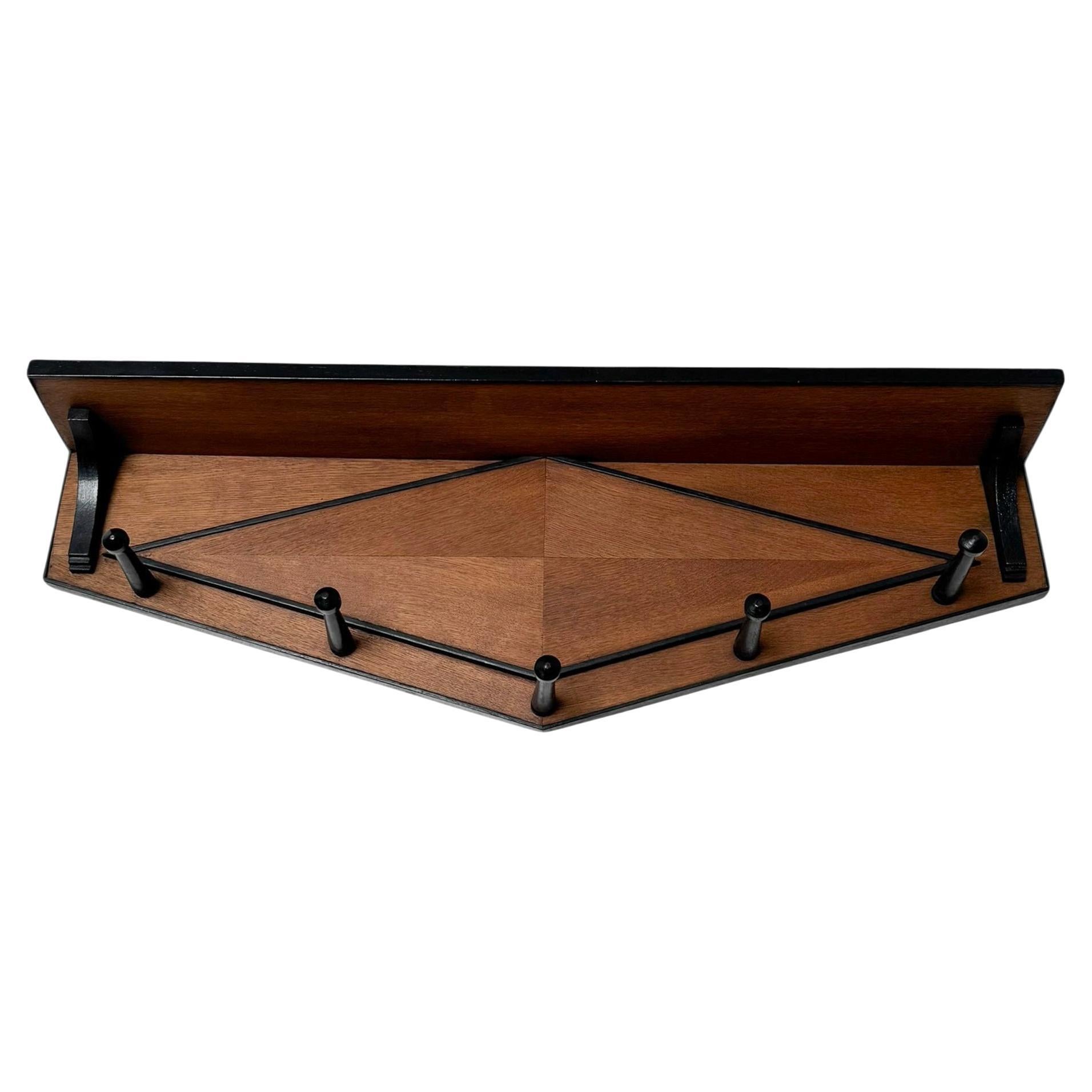 Art Deco Amsterdamse School Wandgarderobe, 1920er Jahre