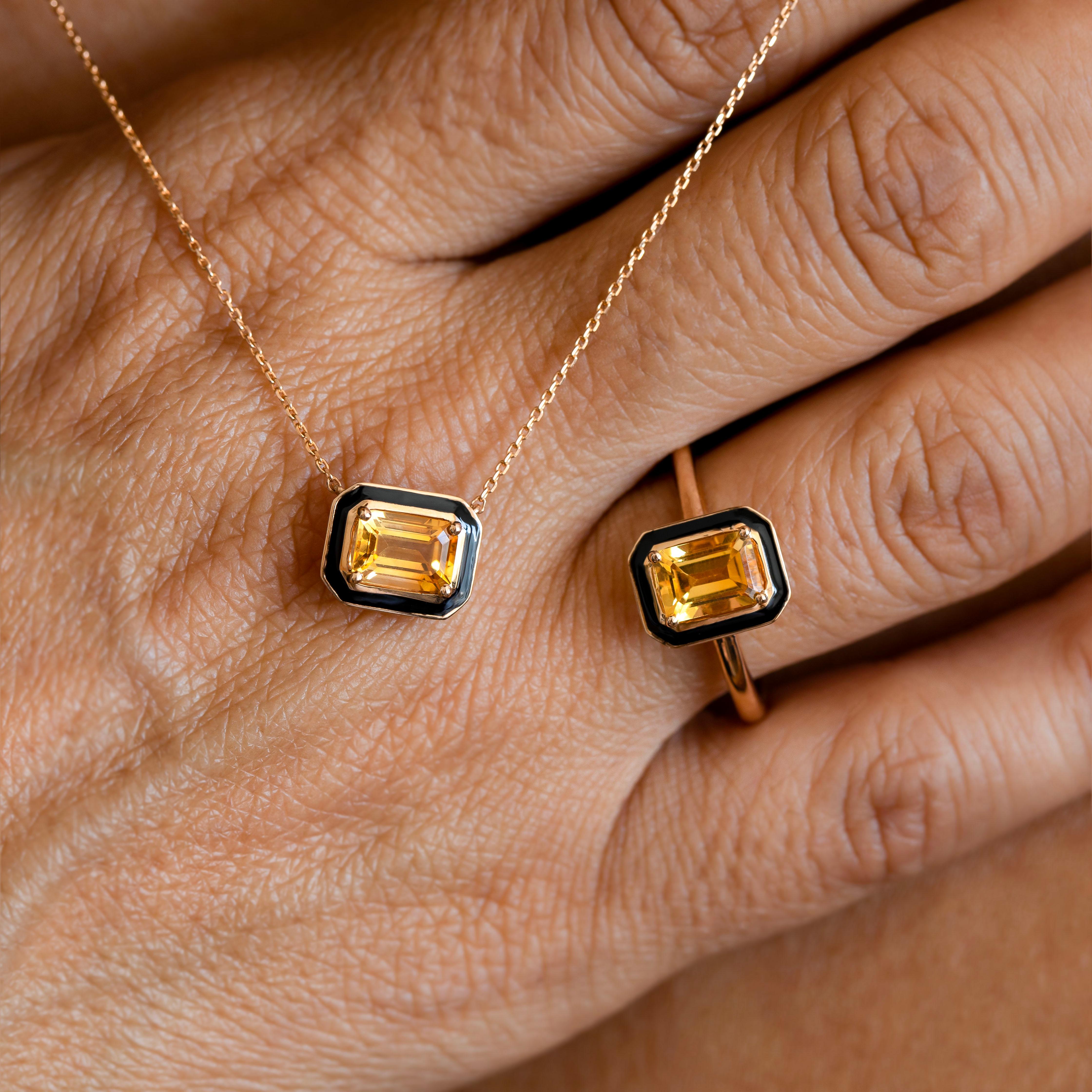 Emerald Cut Art Deco and Cocktail Ring, 0.90-1.00 Ct Citrine Stone and 925 Silver  Ring For Sale