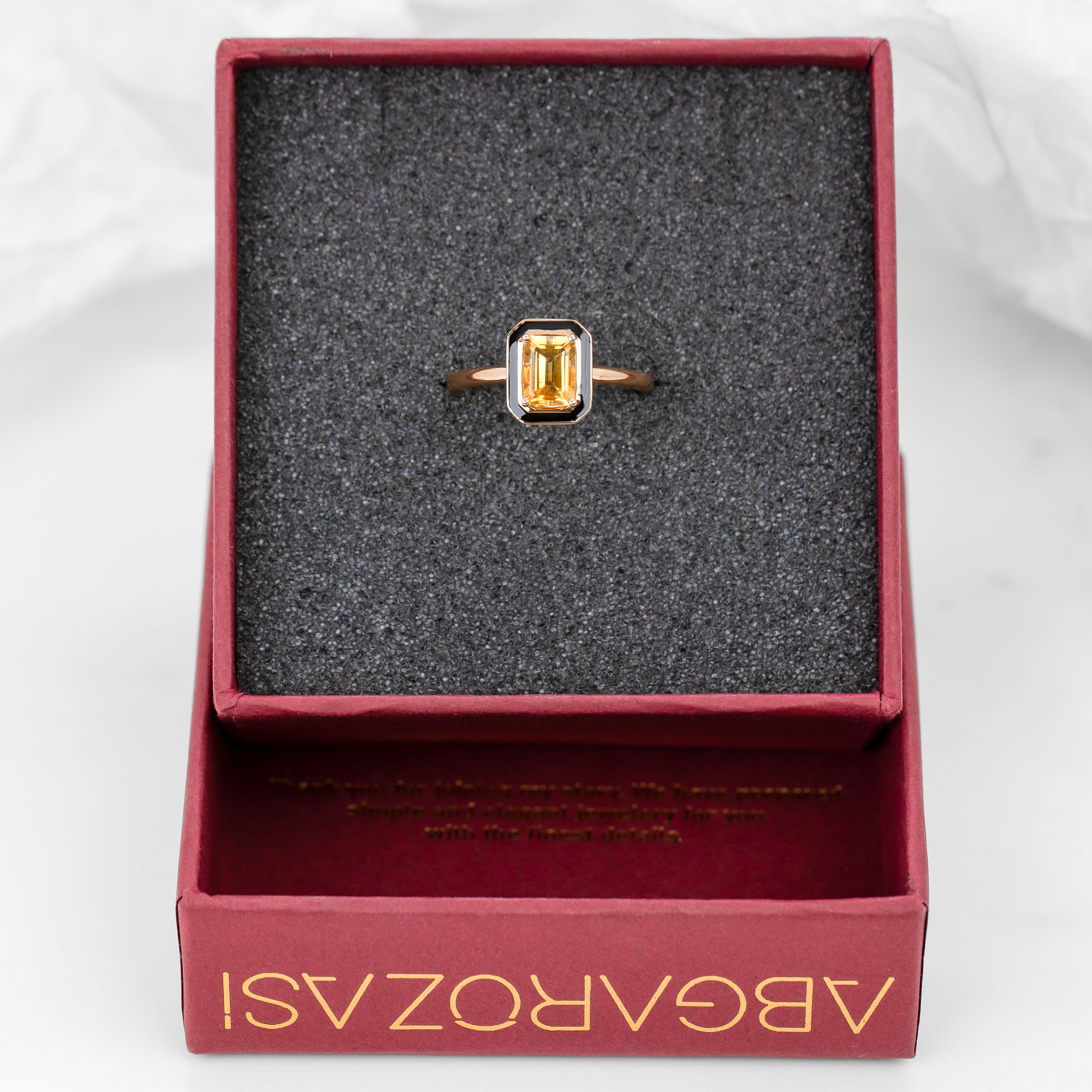 Art Deco and Cocktail Ring, 0.90-1.00 Ct Citrine Stone and 925 Silver  Ring For Sale 1