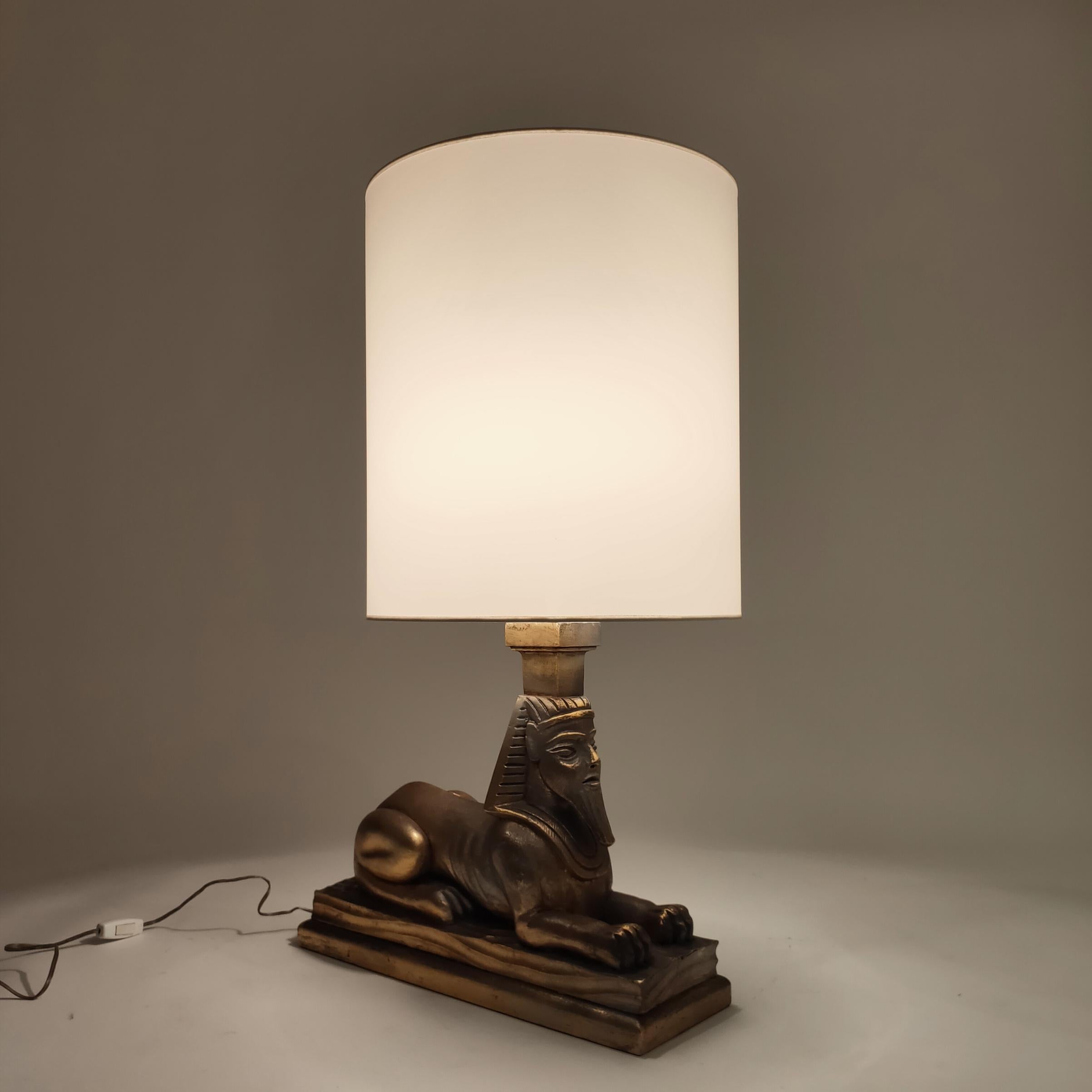 Intonaco Art Deco and Egyptian style gilded table lamp, Spain, 1960s in vendita