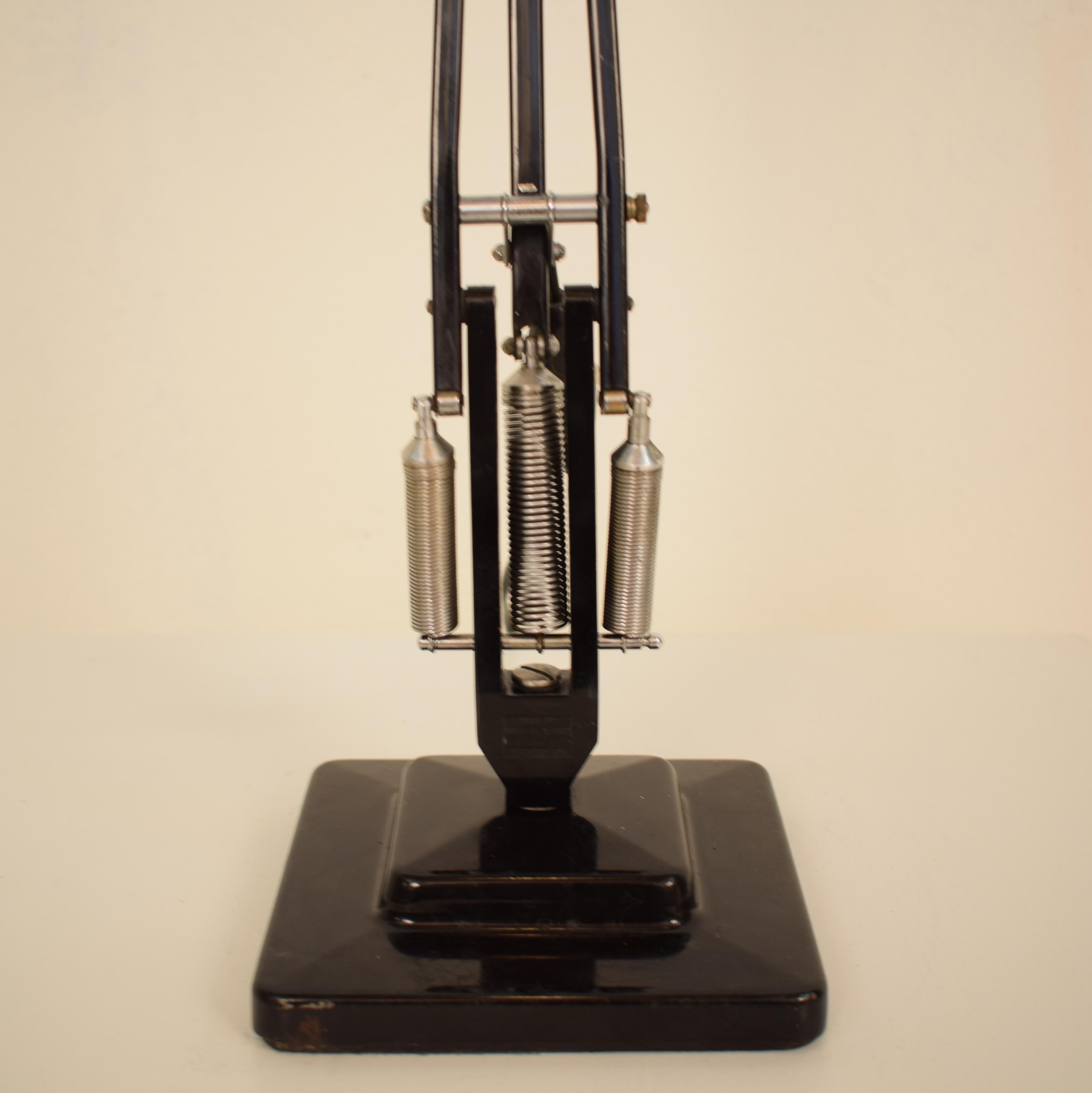 Art Deco Anglepoise Desk Lamp for Herbert Terry & Sons by George Carwardine In Good Condition In Berlin, DE