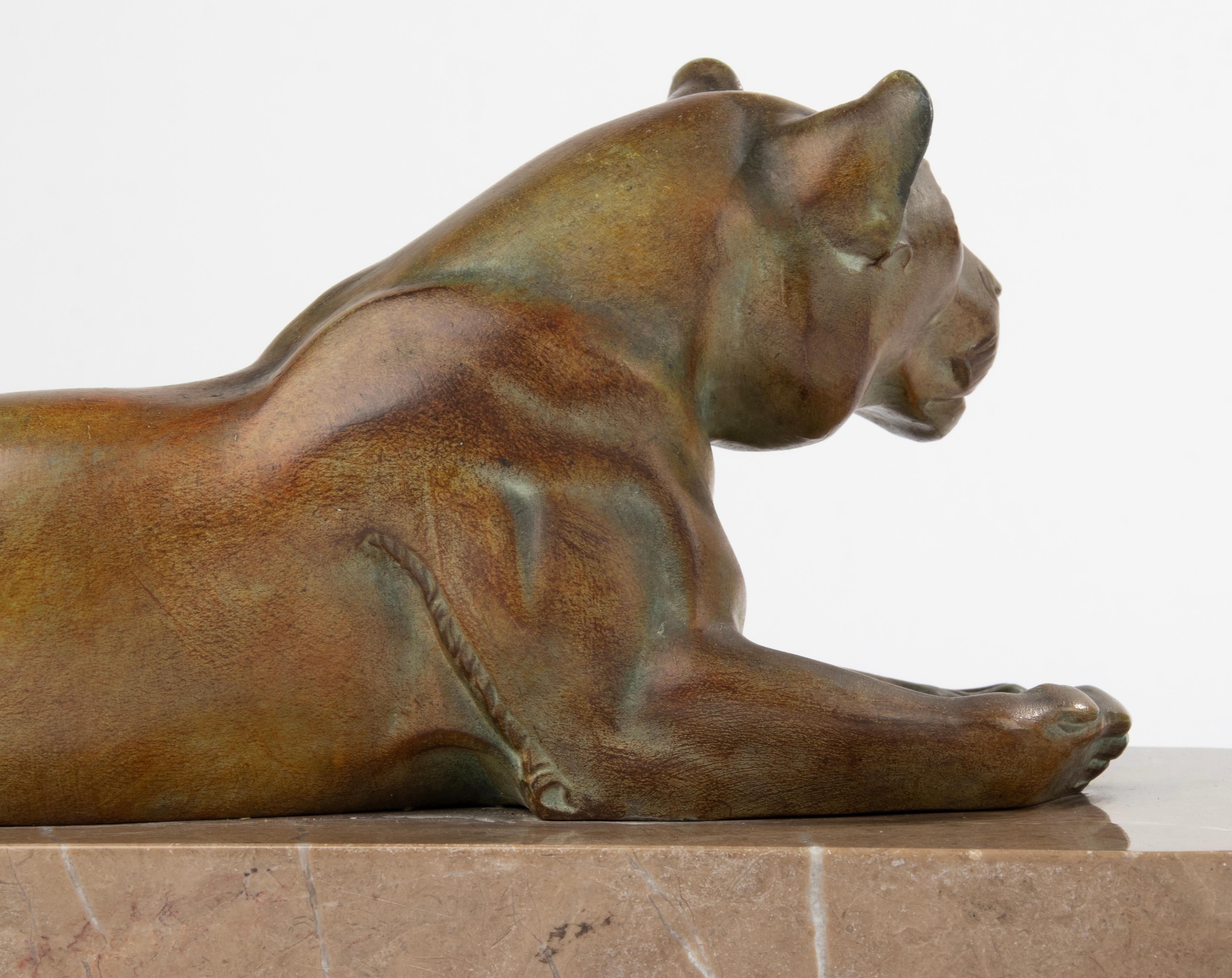 Art Deco Animal Sculpture of a Lioness Made of Spelter and Marble 9