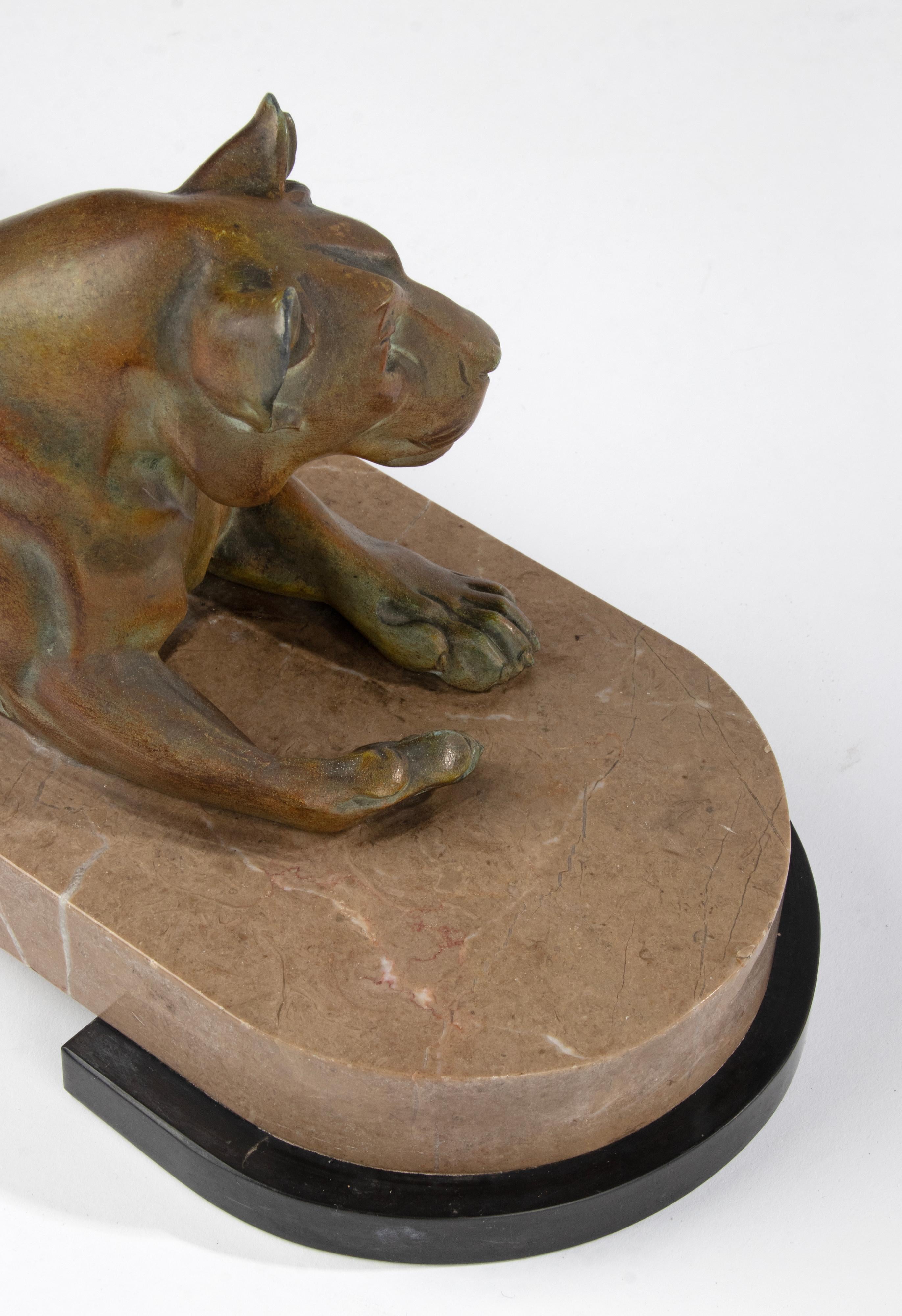 Art Deco Animal Sculpture of a Lioness Made of Spelter and Marble 11