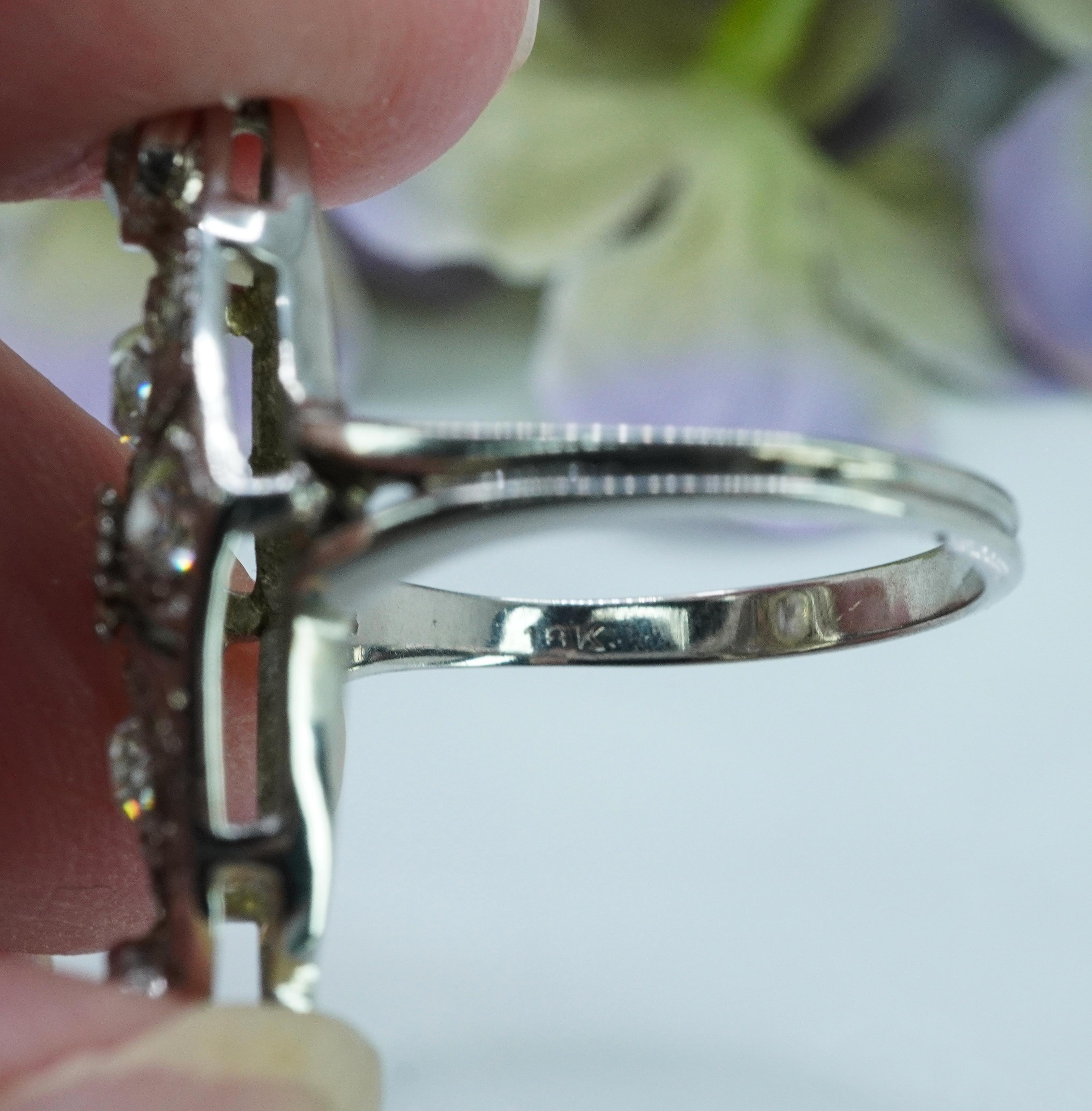 Arte Antiques in oro bianco 18 carati Anello in filigrana con diamante europeo taglio mine in vendita 1